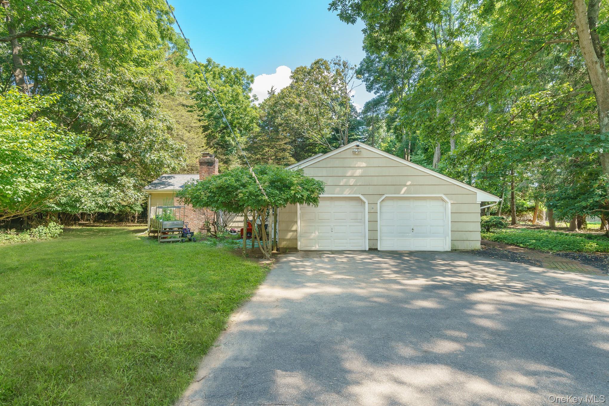 16 Landing Meadow Road Property Photo 31