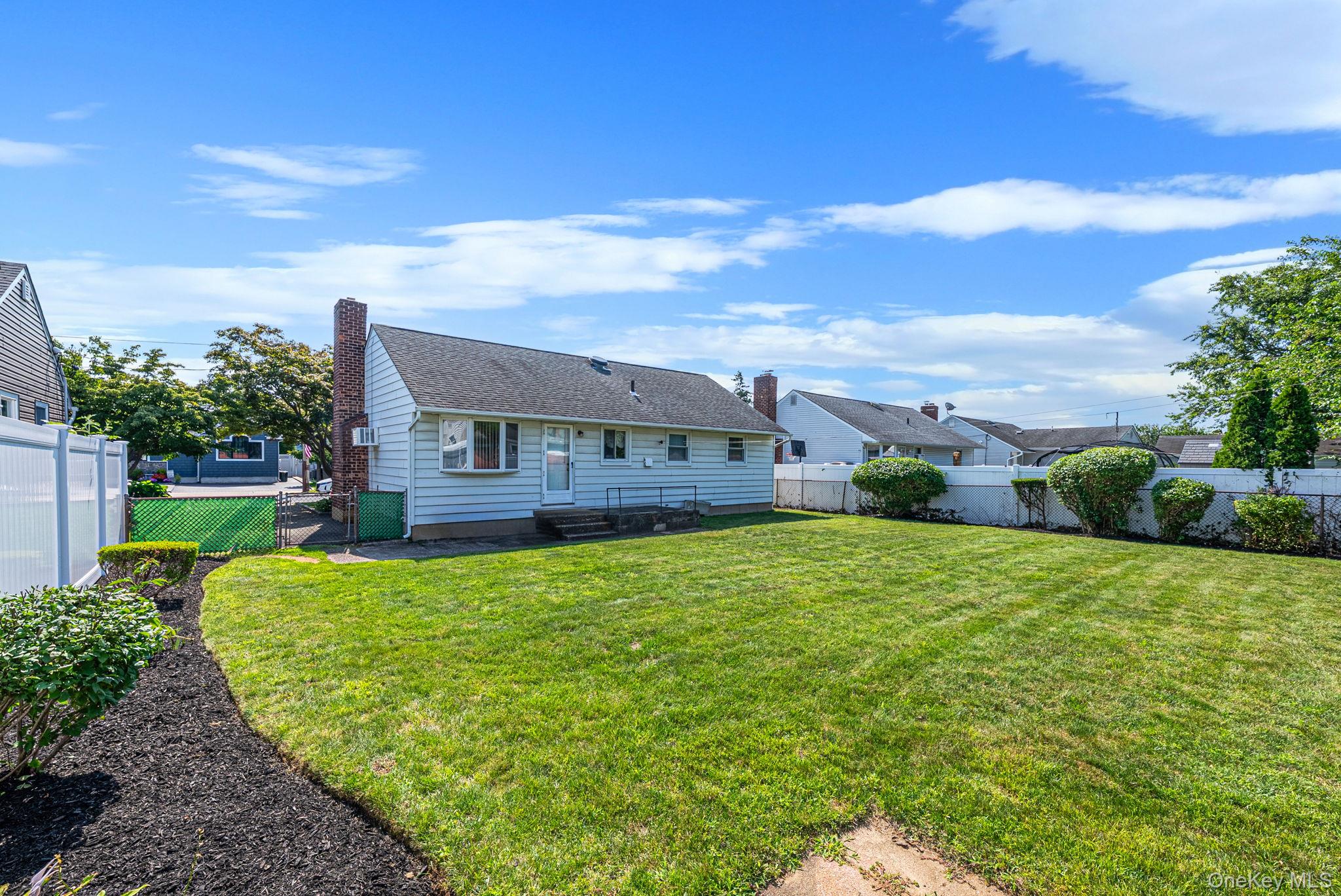 177 10th Street Property Photo 24