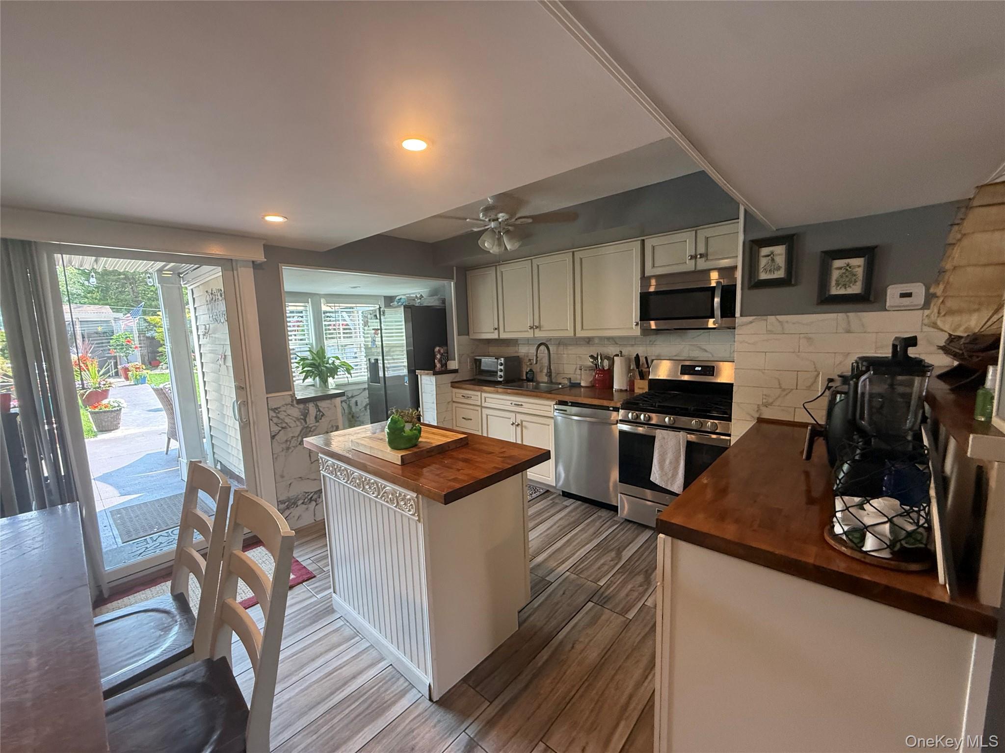 14 Fairway Drive Property Photo 9