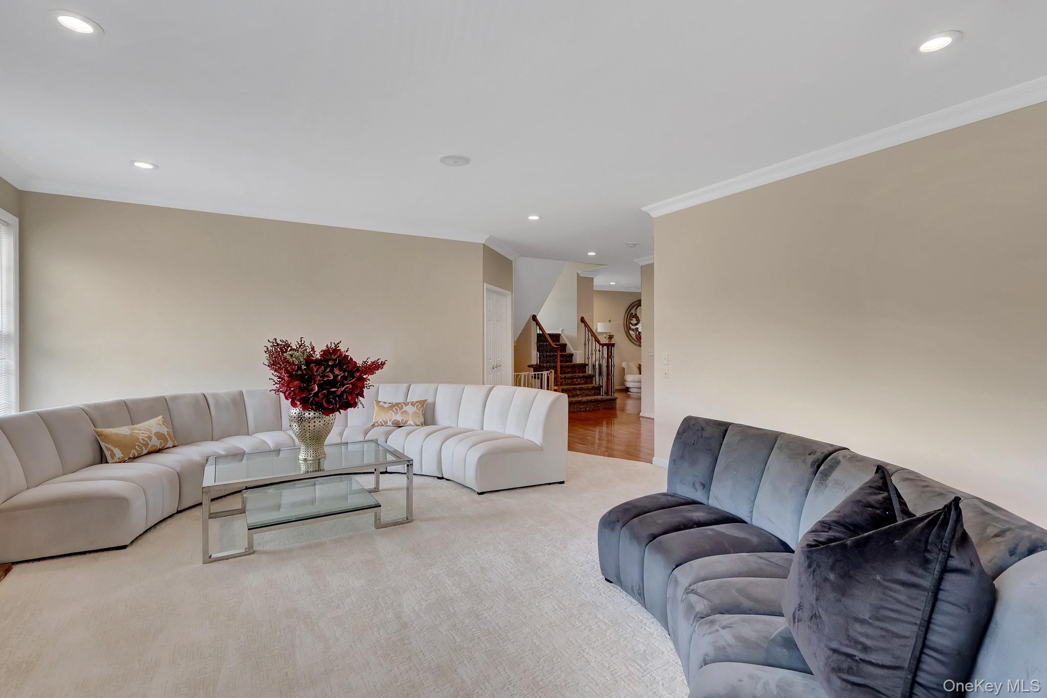 7 Brookline Court Property Photo 11