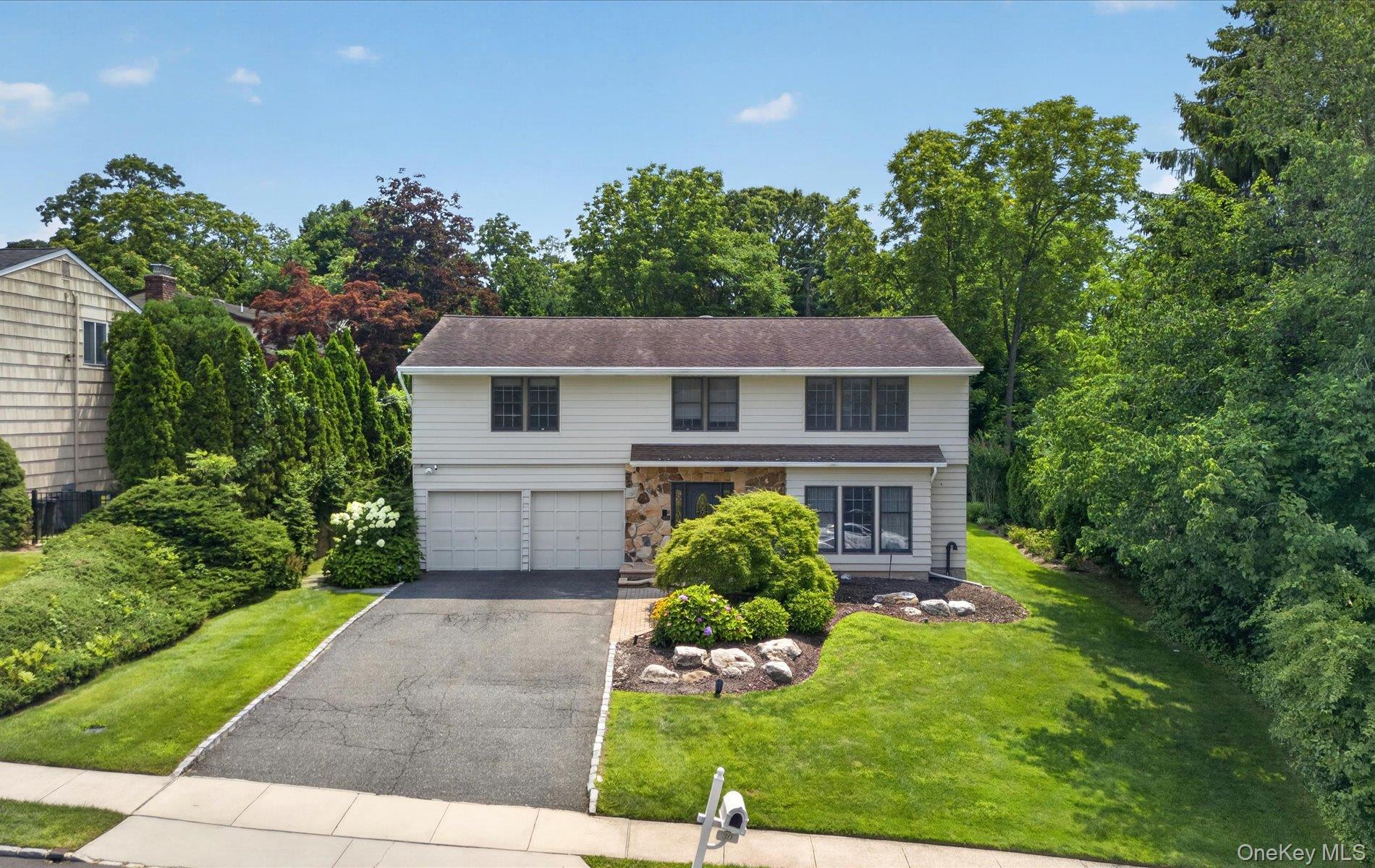 30 Irving Drive Property Photo 1