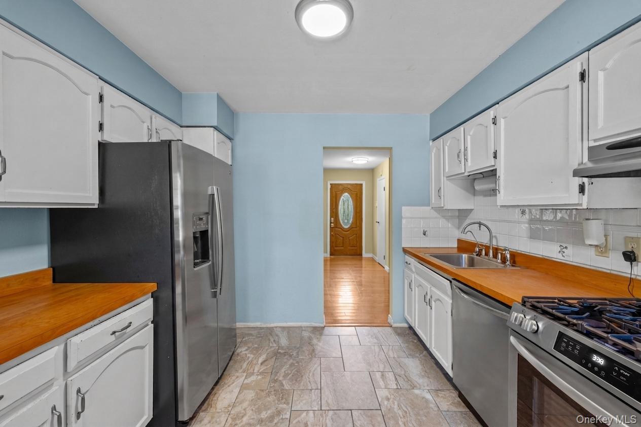 37 Black Locust Avenue Property Photo 9