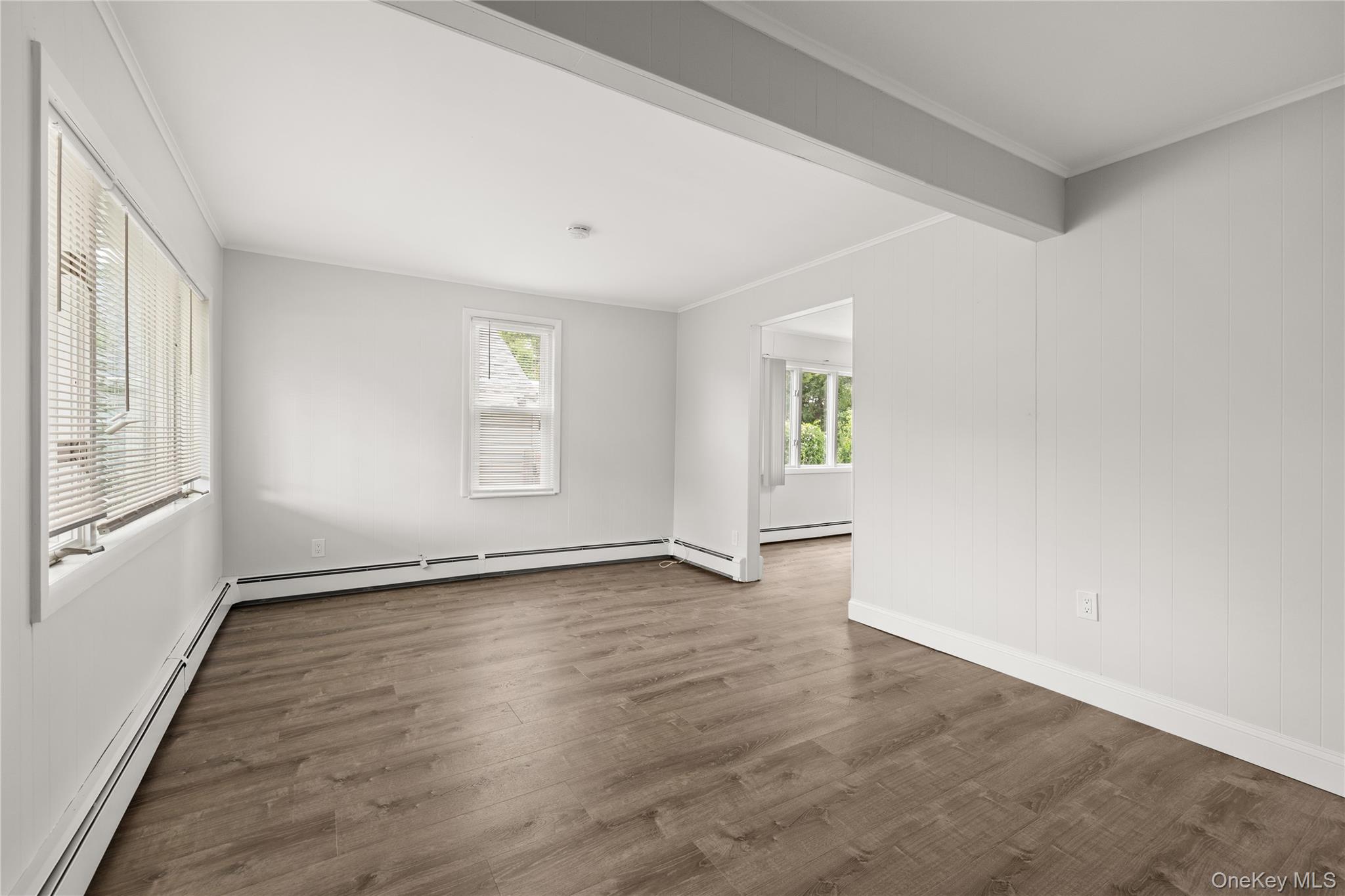 175 Centre Avenue Property Photo 2