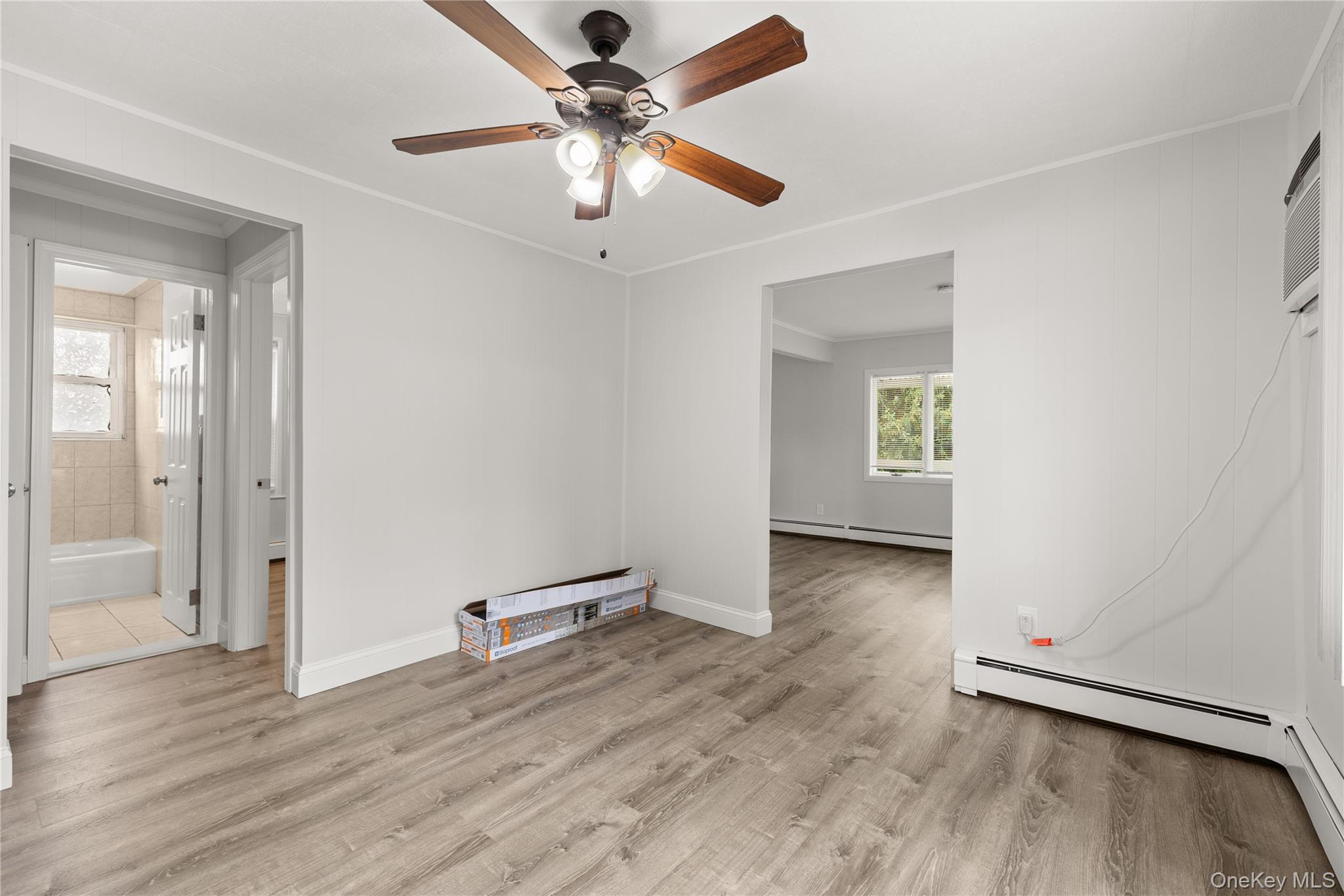 175 Centre Avenue Property Photo 4