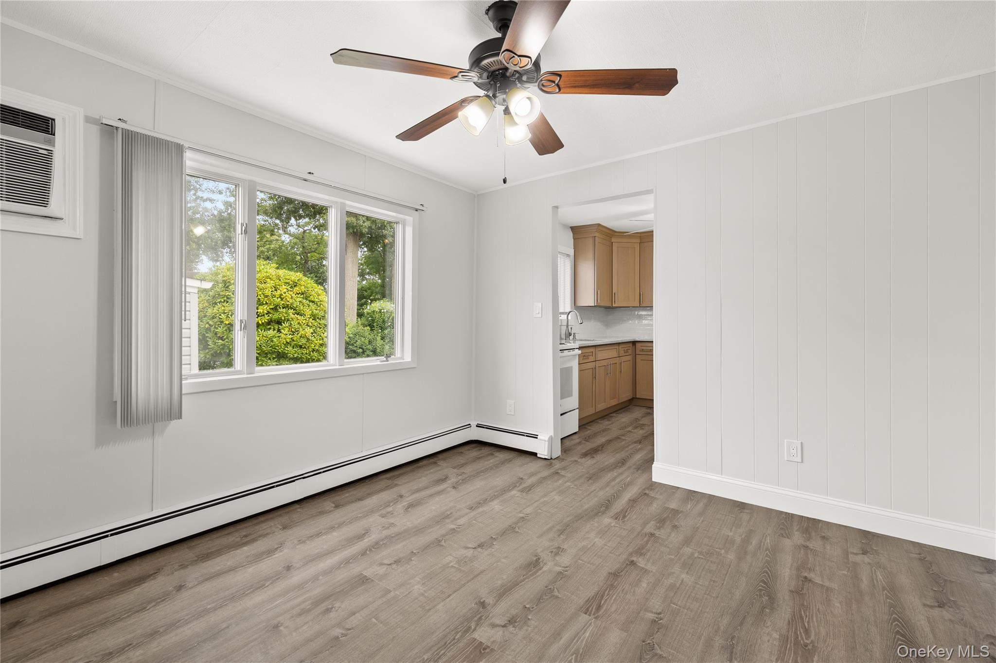 175 Centre Avenue Property Photo 5