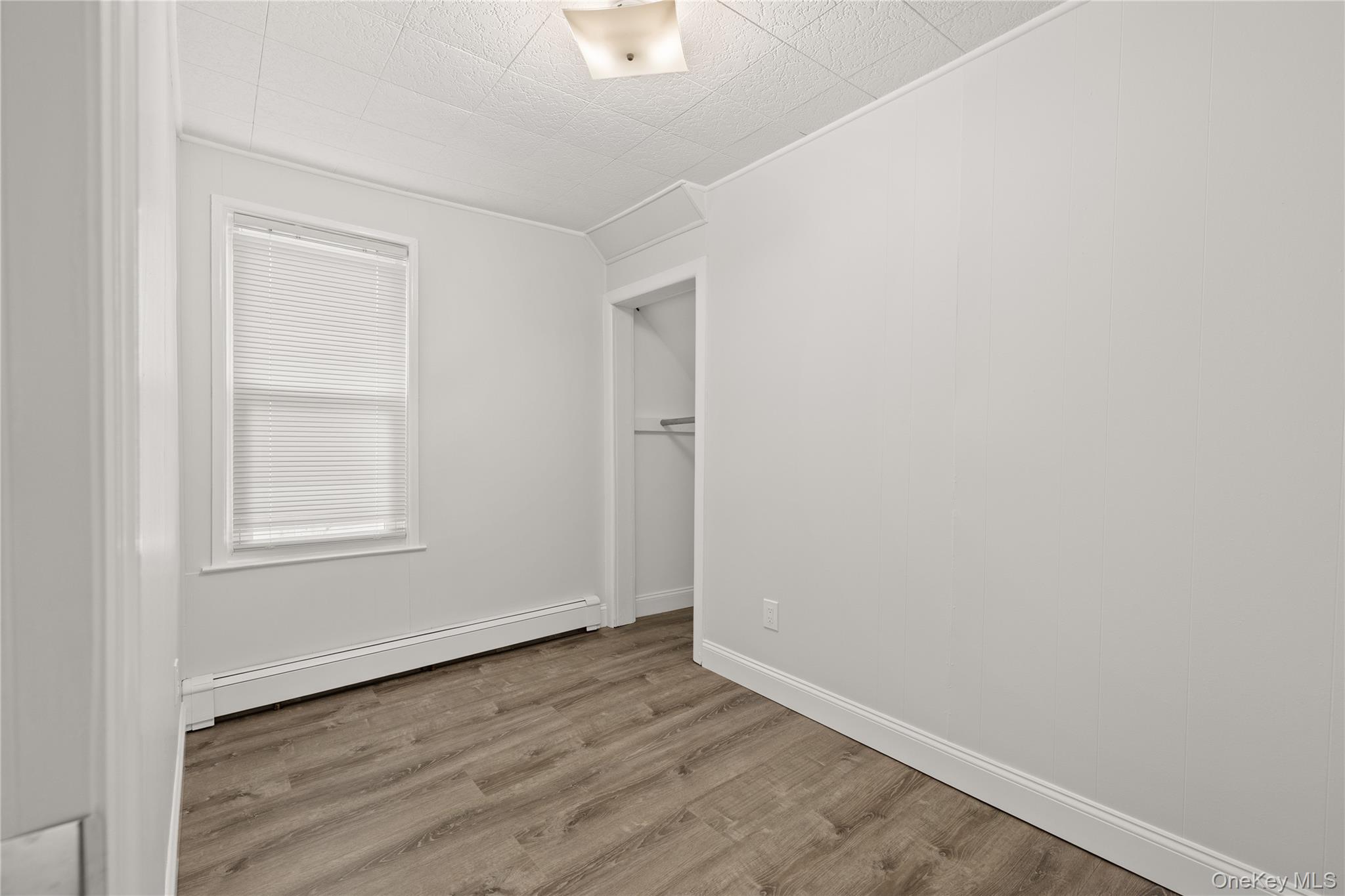 175 Centre Avenue Property Photo 9