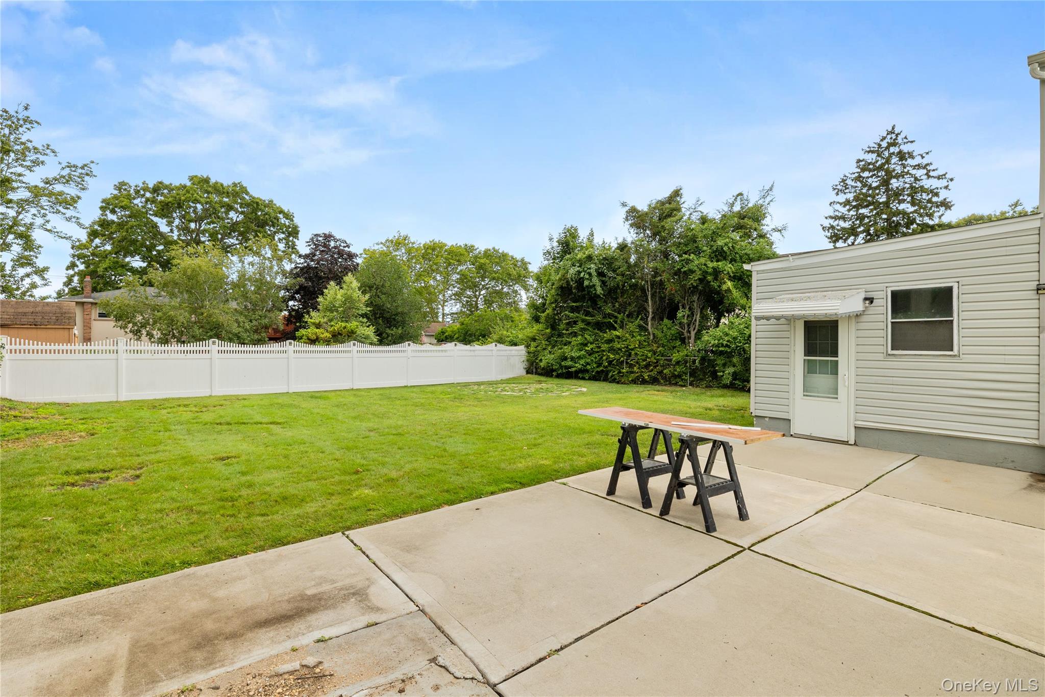 175 Centre Avenue Property Photo 12