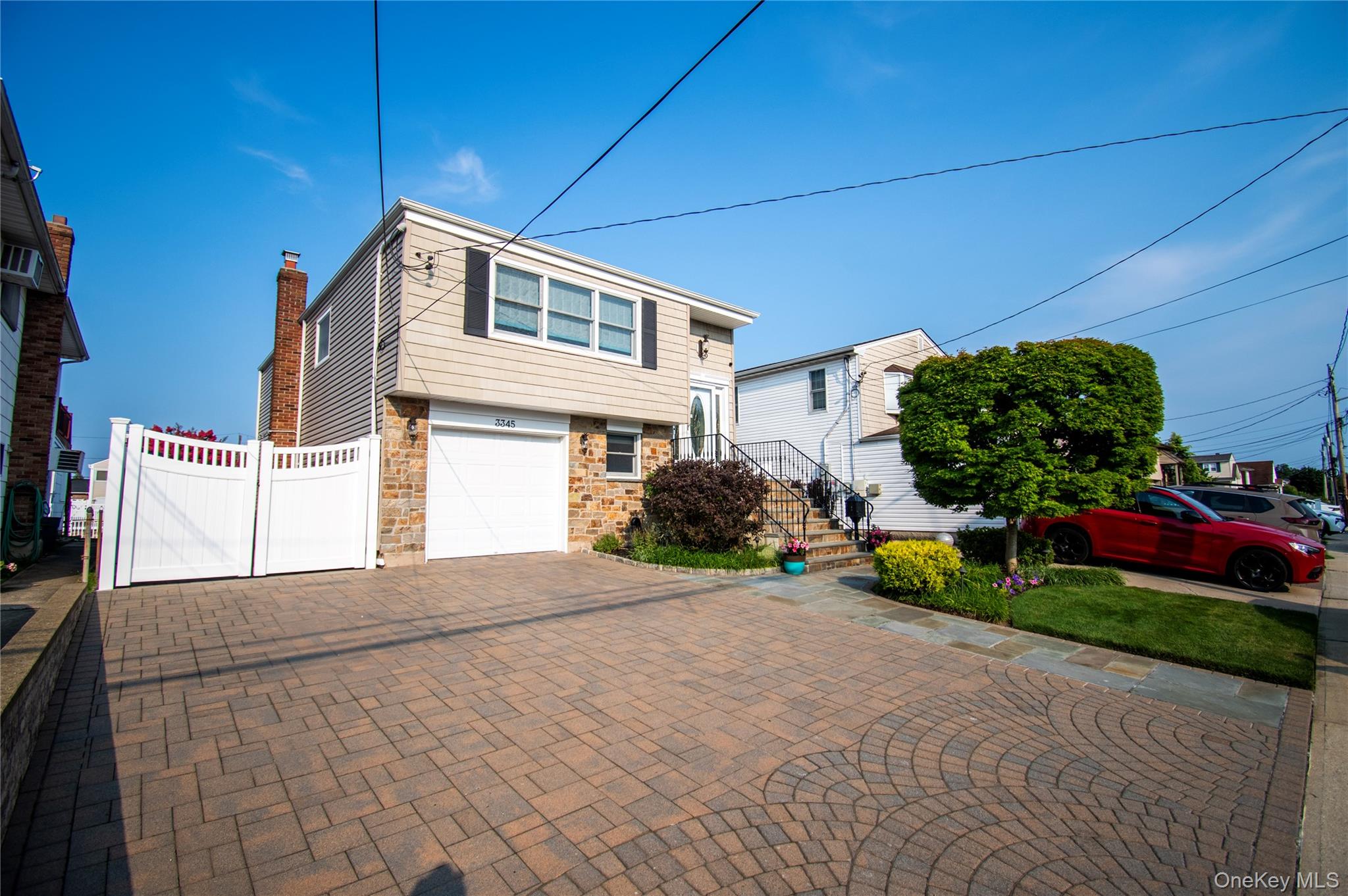 3345 Parkway Drive Property Photo 2