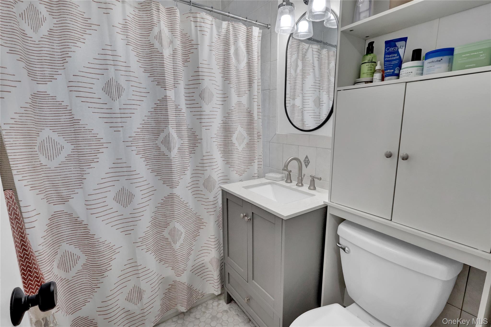 65 W Broadway 10a Property Photo 11
