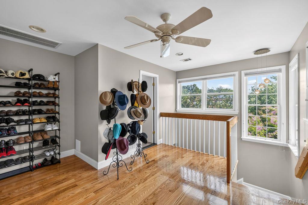 16 Yale Drive Property Photo 28