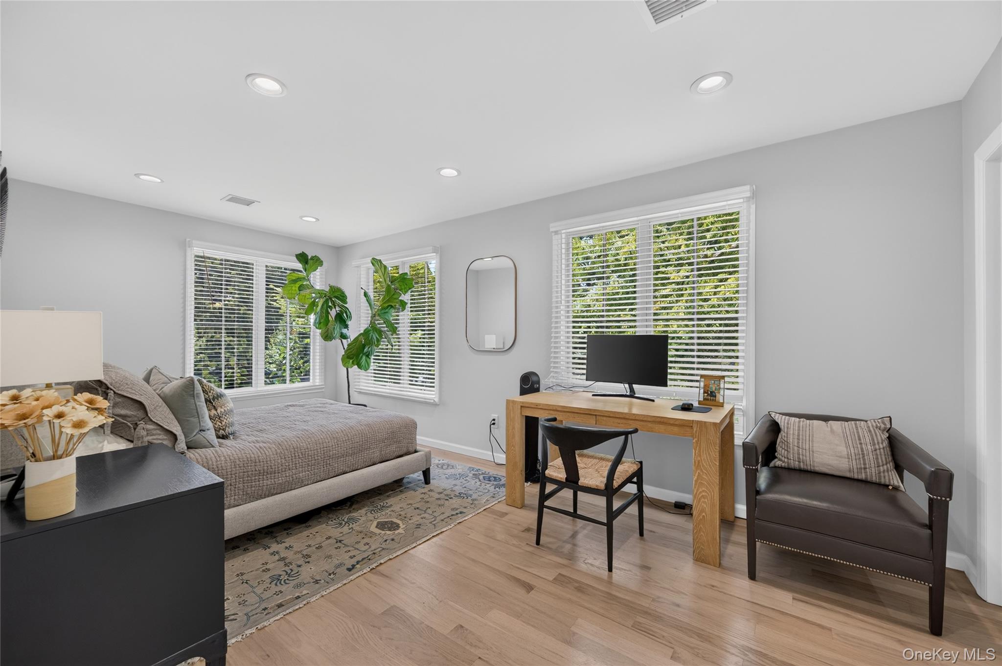 15 Bayview Avenue Property Photo 18