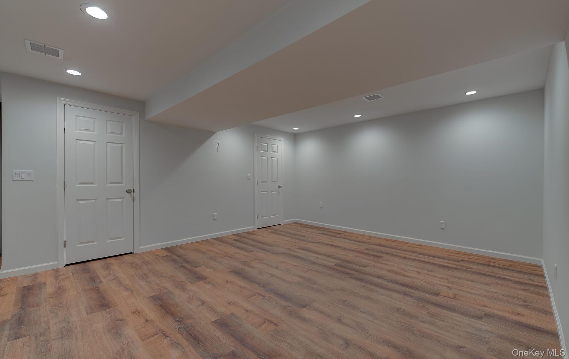 15 Bayview Avenue Property Photo 21