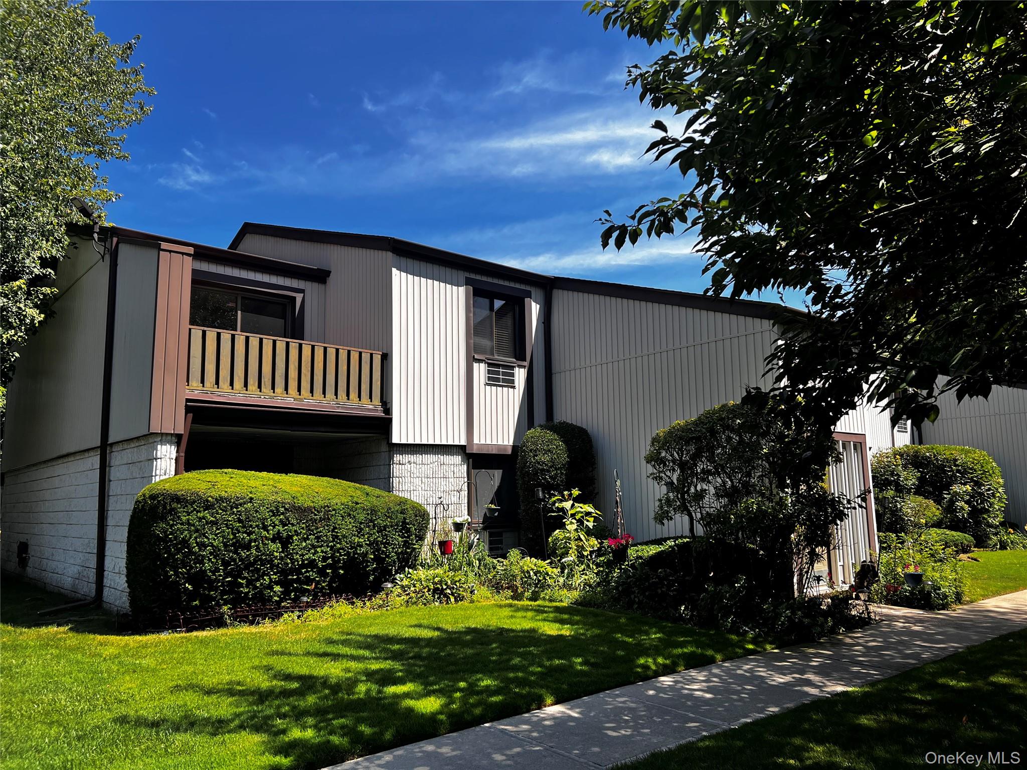71 Richmond Boulevard 3b Property Photo 1