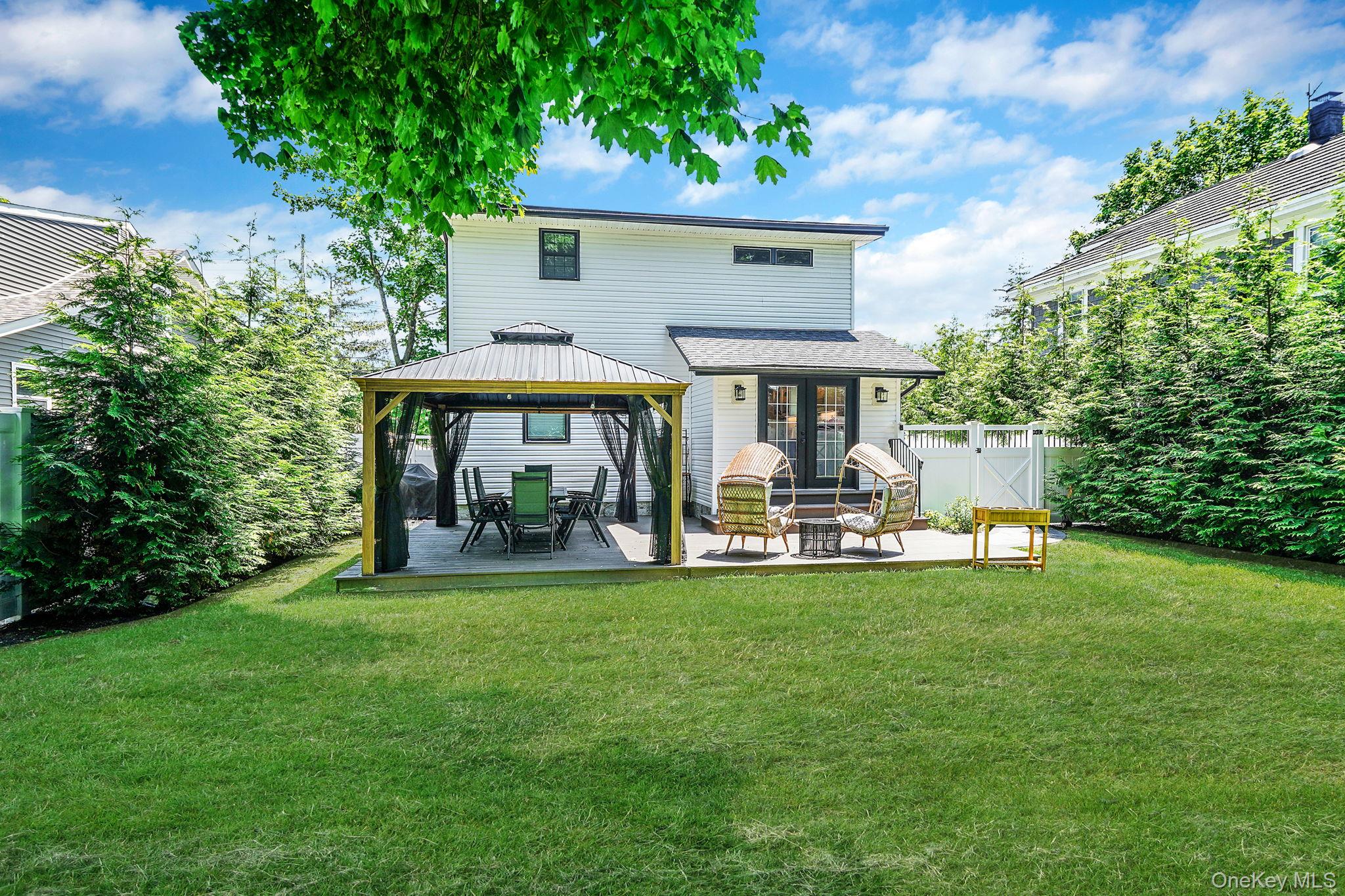 10 Bayview Avenue Property Photo 26