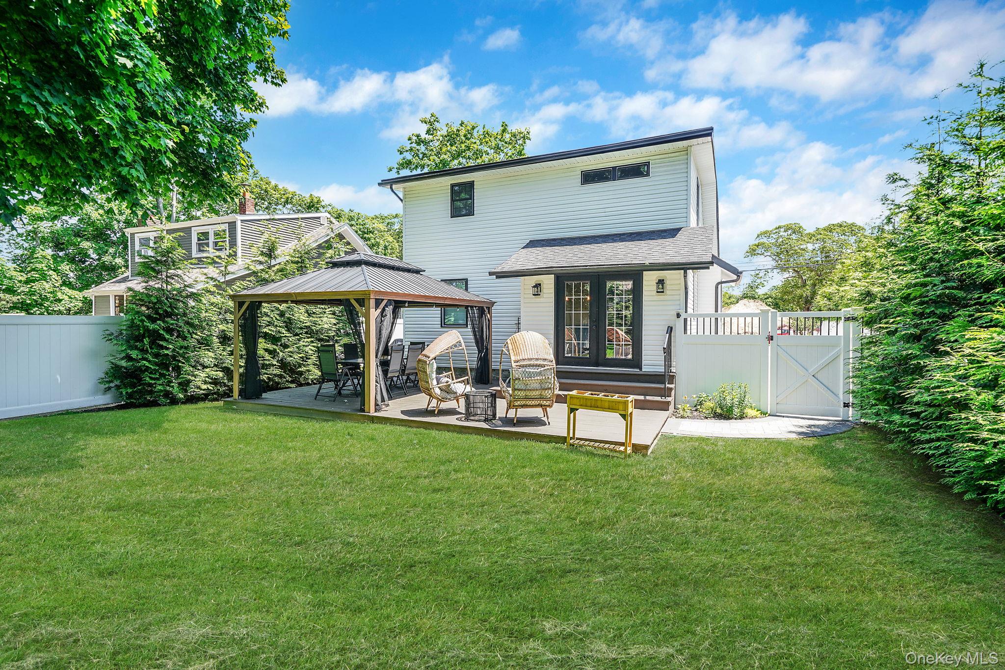 10 Bayview Avenue Property Photo 27