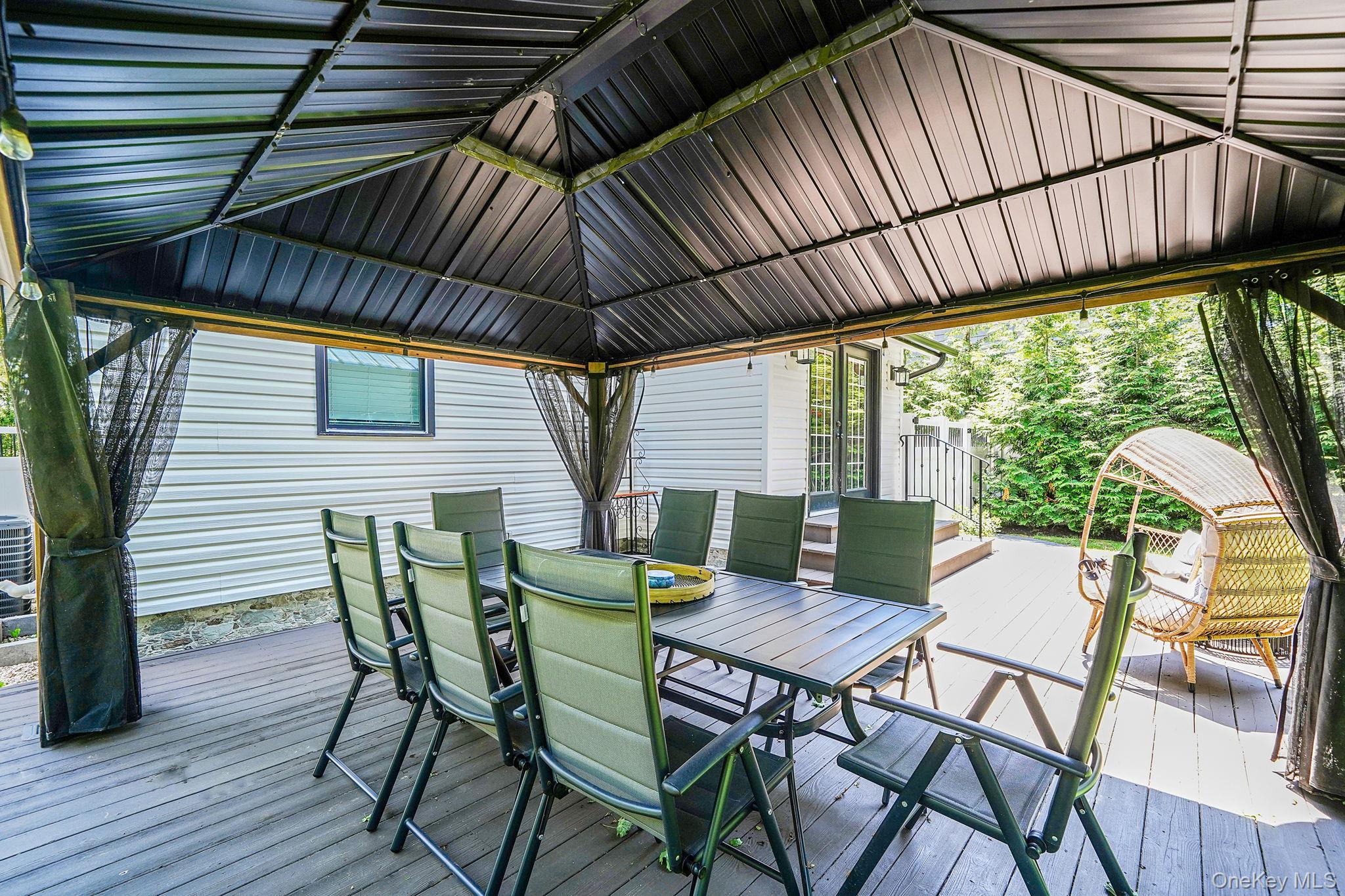 10 Bayview Avenue Property Photo 29