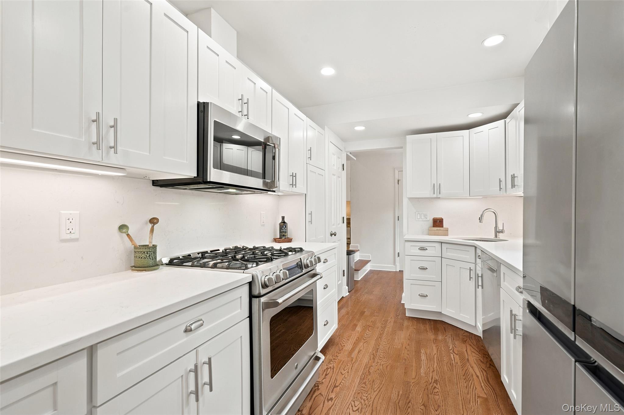 51 Hill Street Property Photo 10