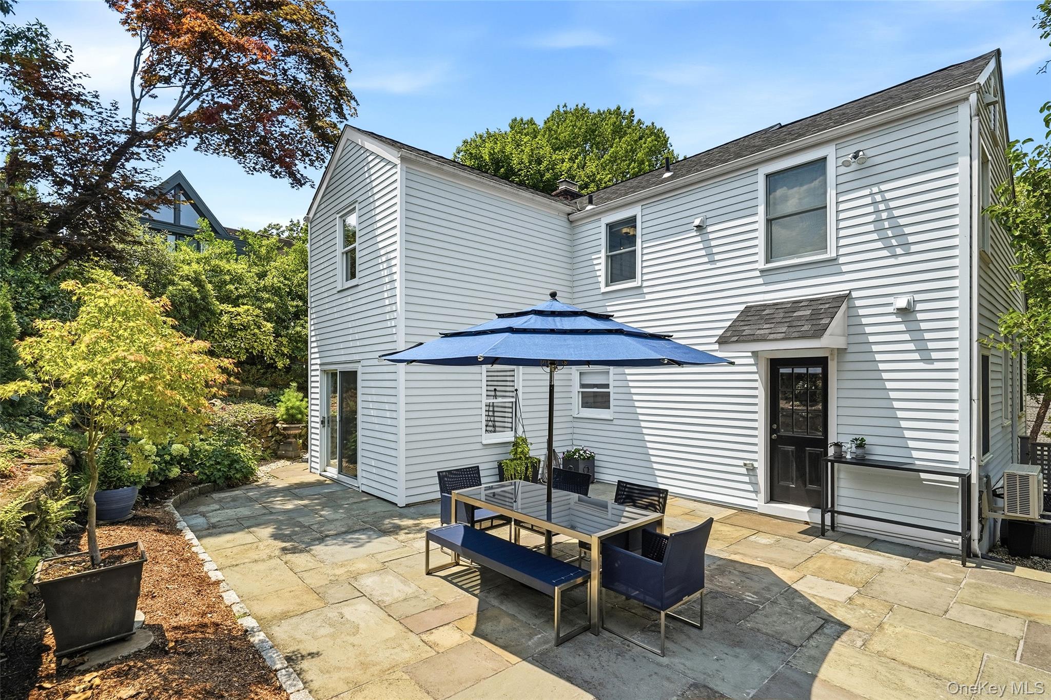 51 Hill Street Property Photo 25