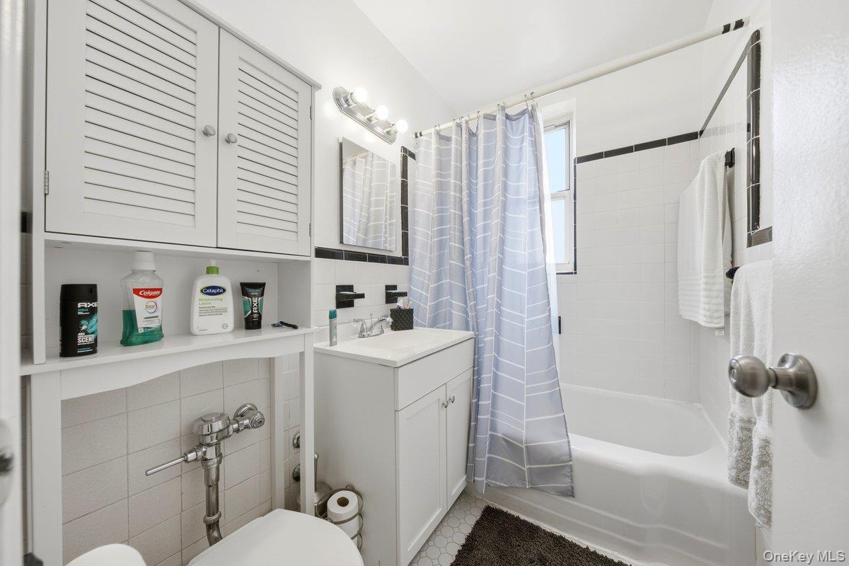 3 Sadore Lane 7p Property Photo 6