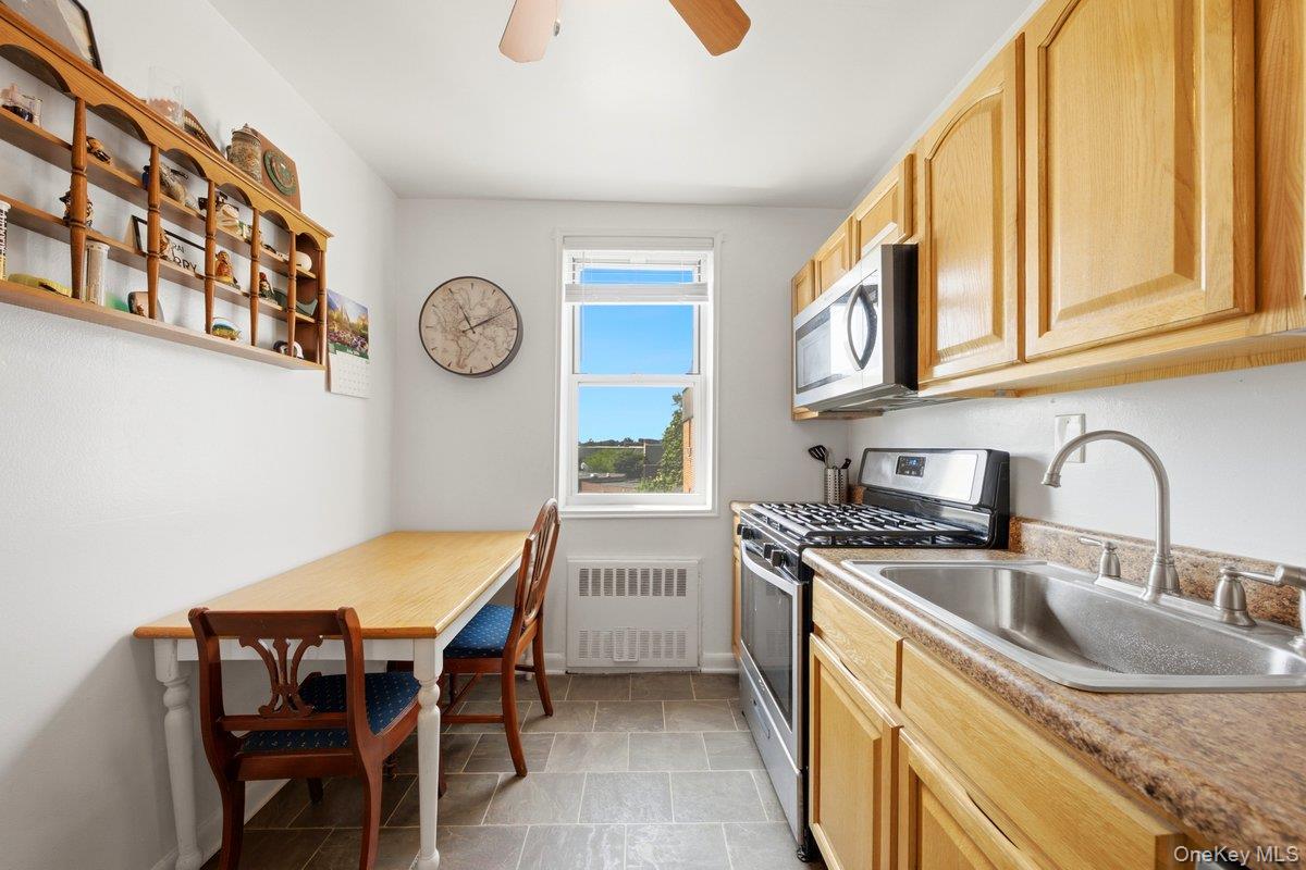 3 Sadore Lane 7p Property Photo 16