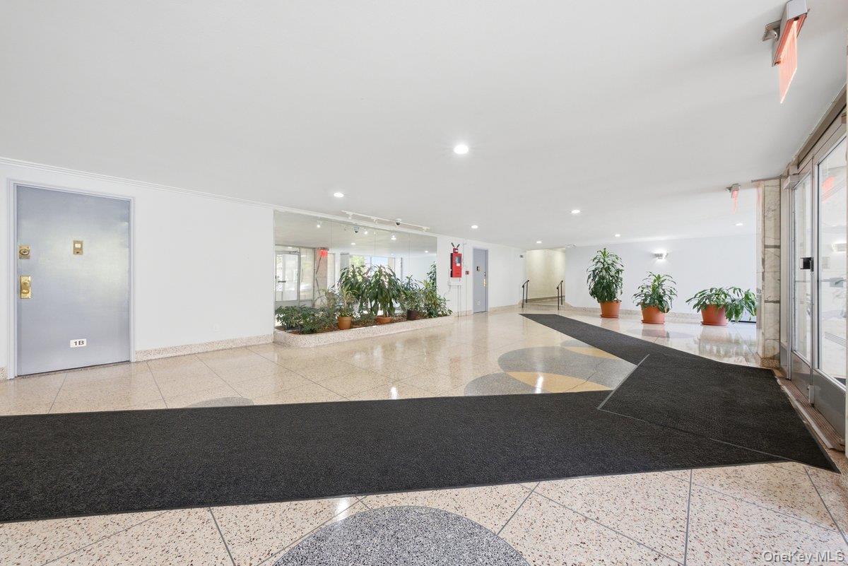 3 Sadore Lane 7p Property Photo 23