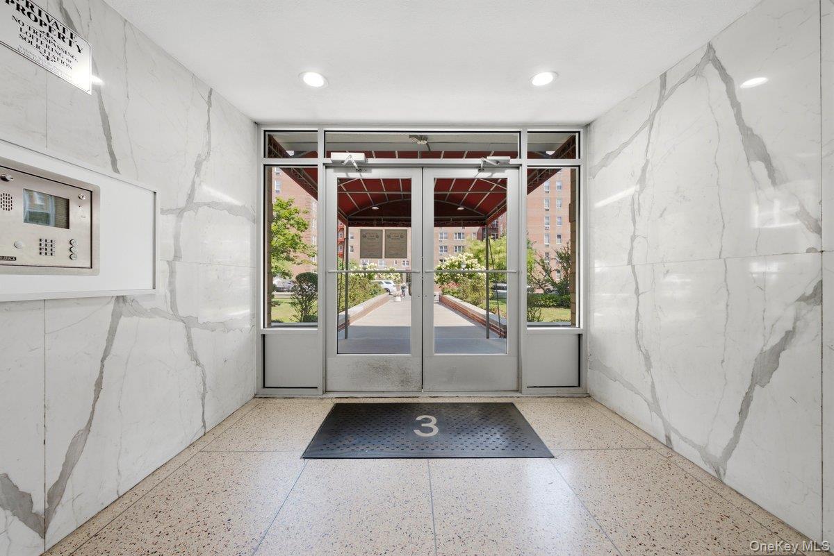 3 Sadore Lane 7p Property Photo 24