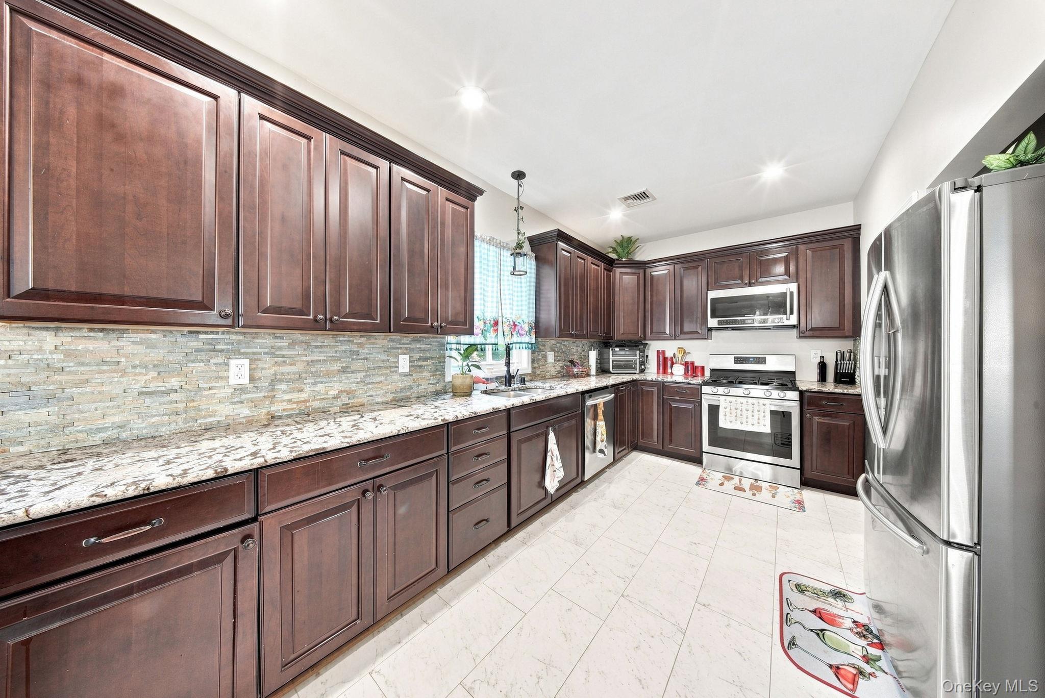 30 High Street Property Photo 14