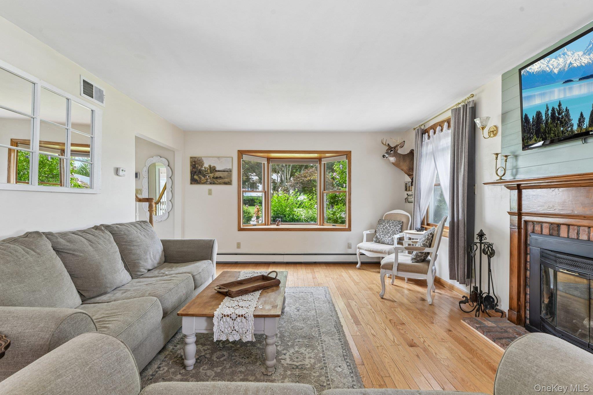 21 Manchester Lane Property Photo 6