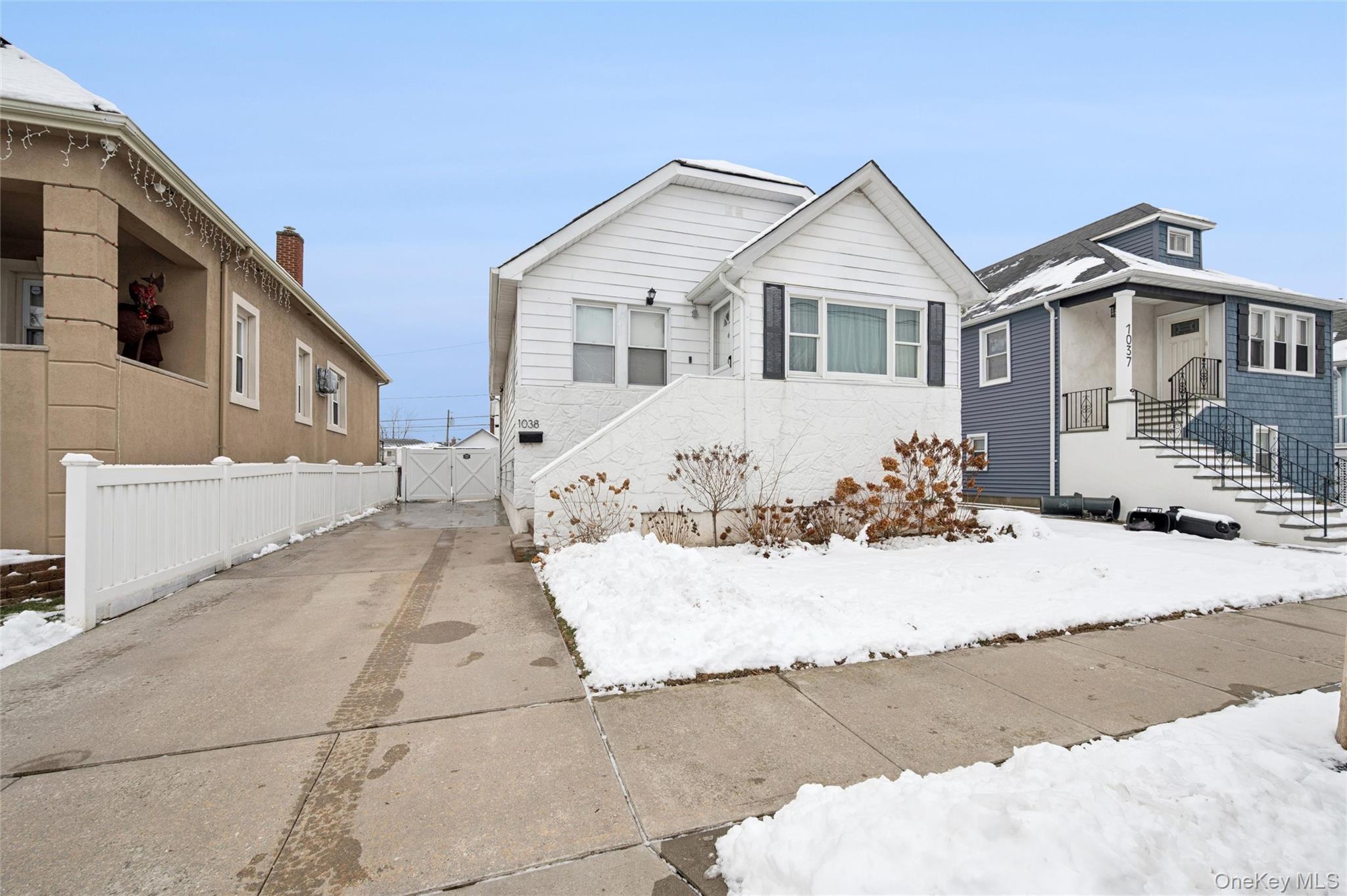 1038 Traymore Boulevard Property Photo 1