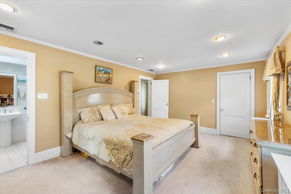 126 Hampshire Road Property Photo 19
