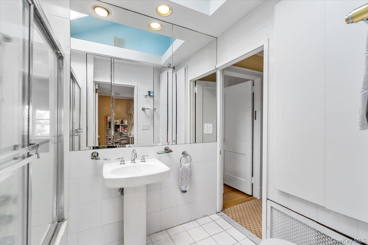 126 Hampshire Road Property Photo 21