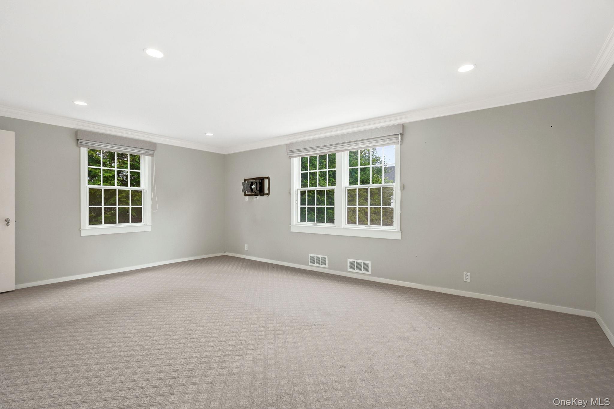 11 Tyler Road Property Photo 11