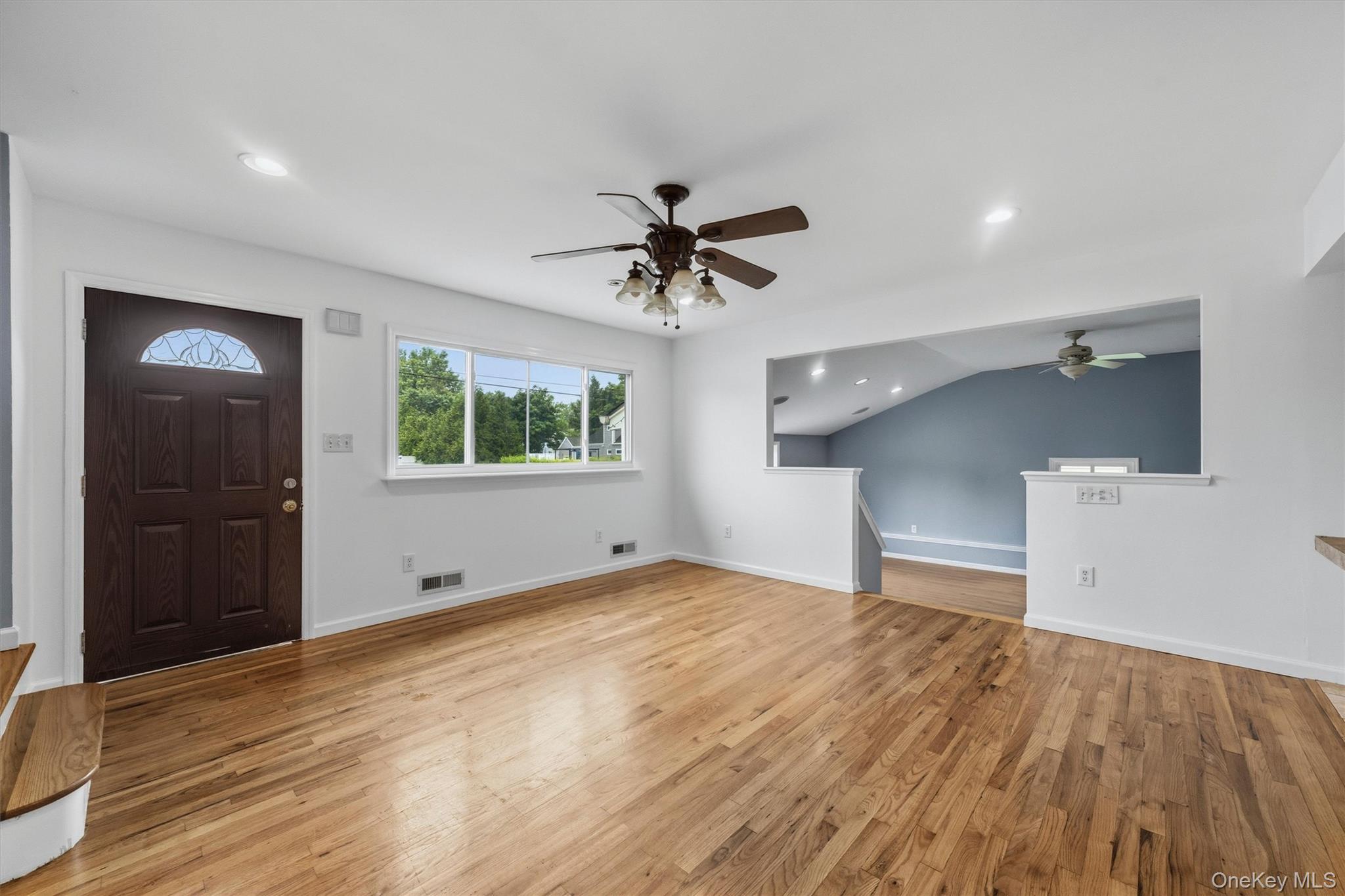14 Robyn Drive Property Photo 5