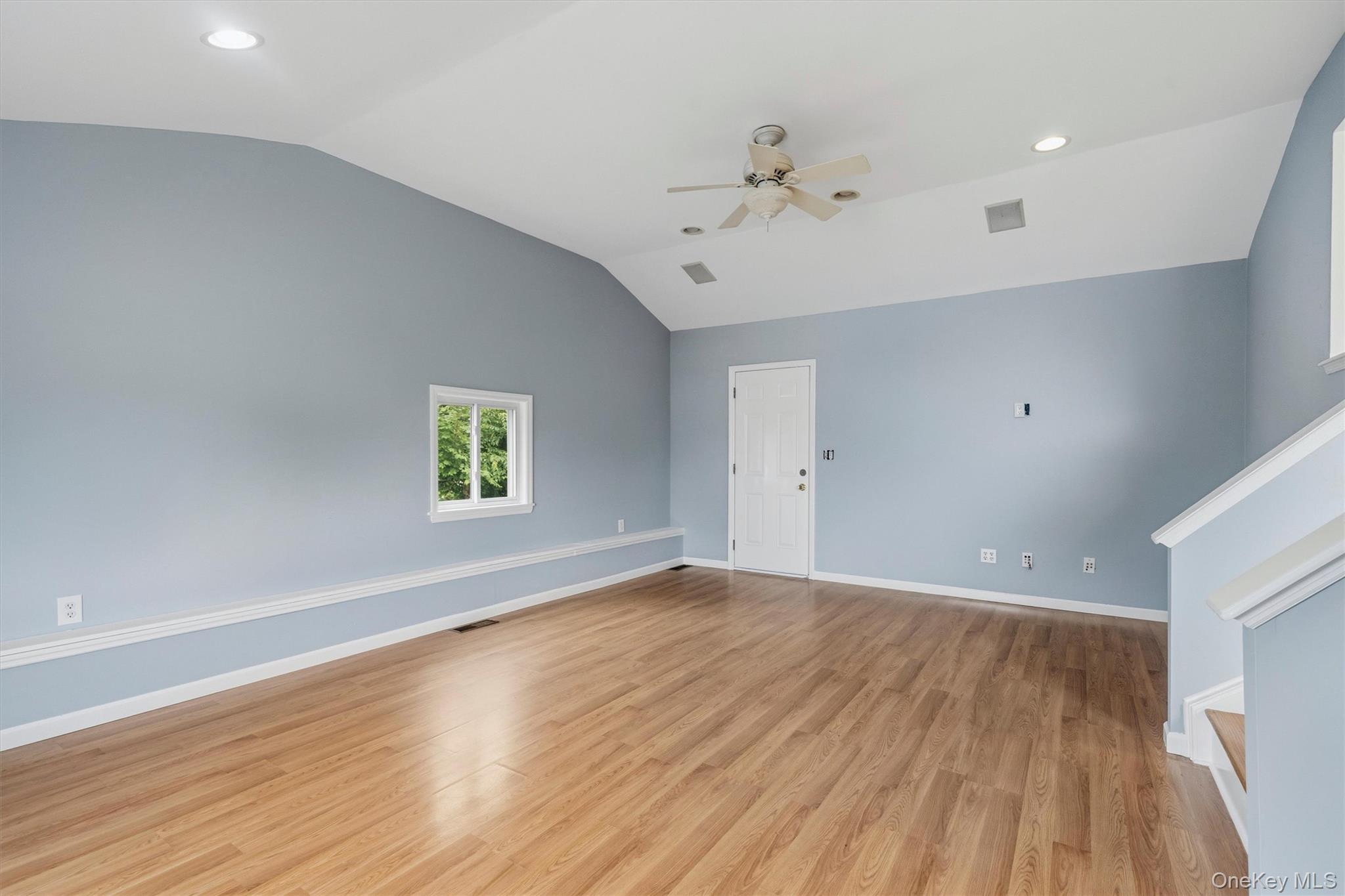 14 Robyn Drive Property Photo 8