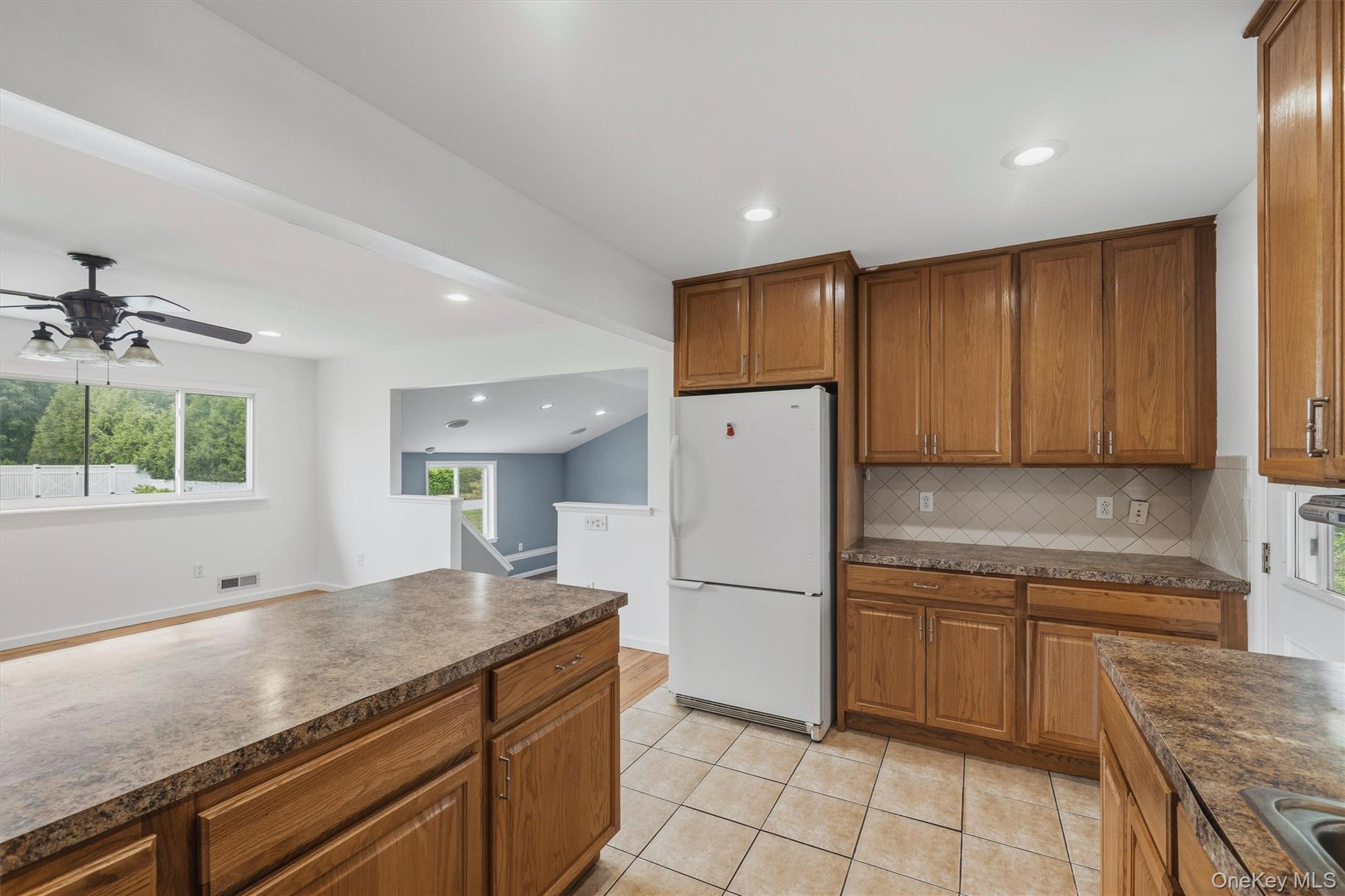 14 Robyn Drive Property Photo 15