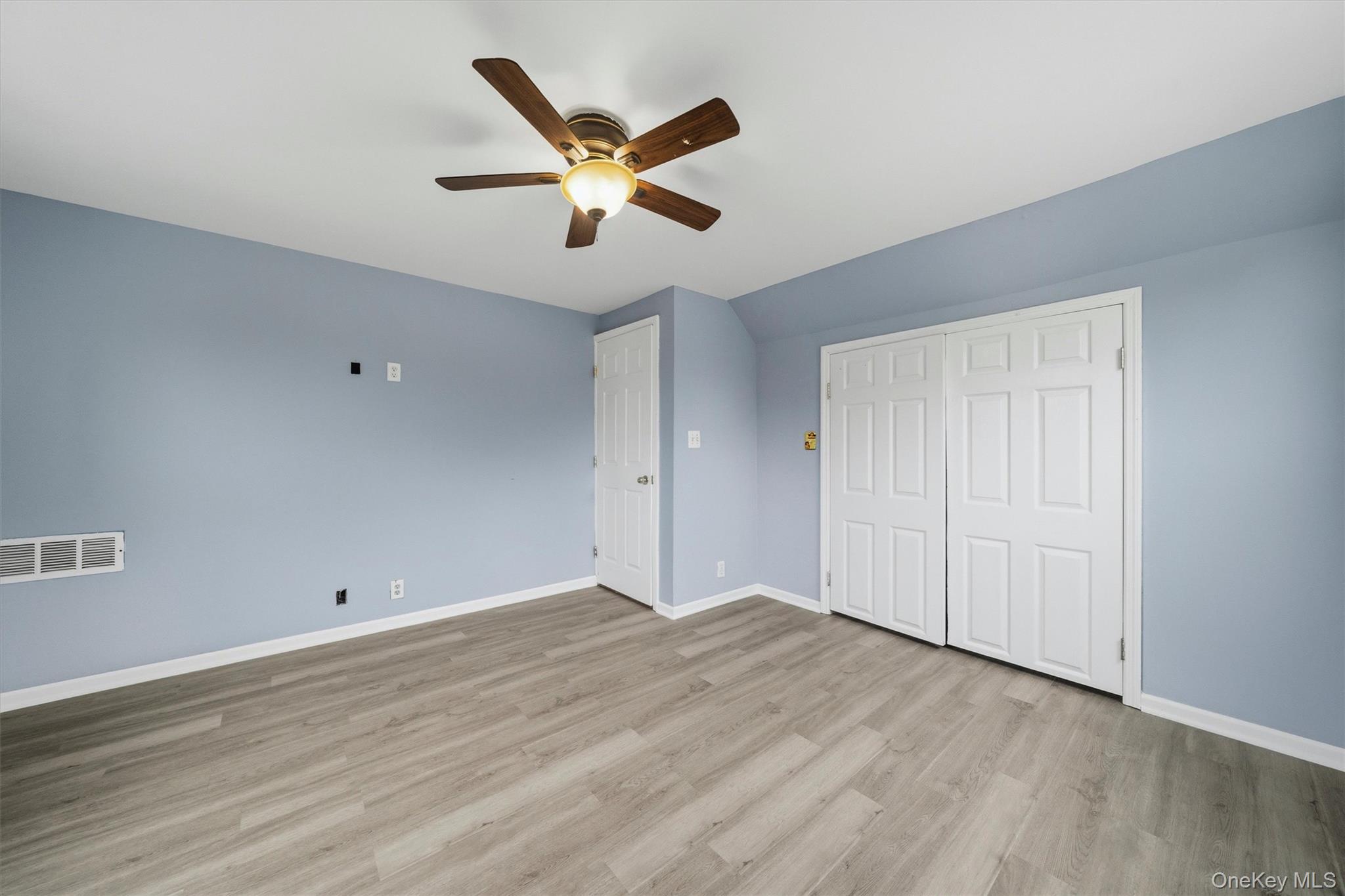 14 Robyn Drive Property Photo 28