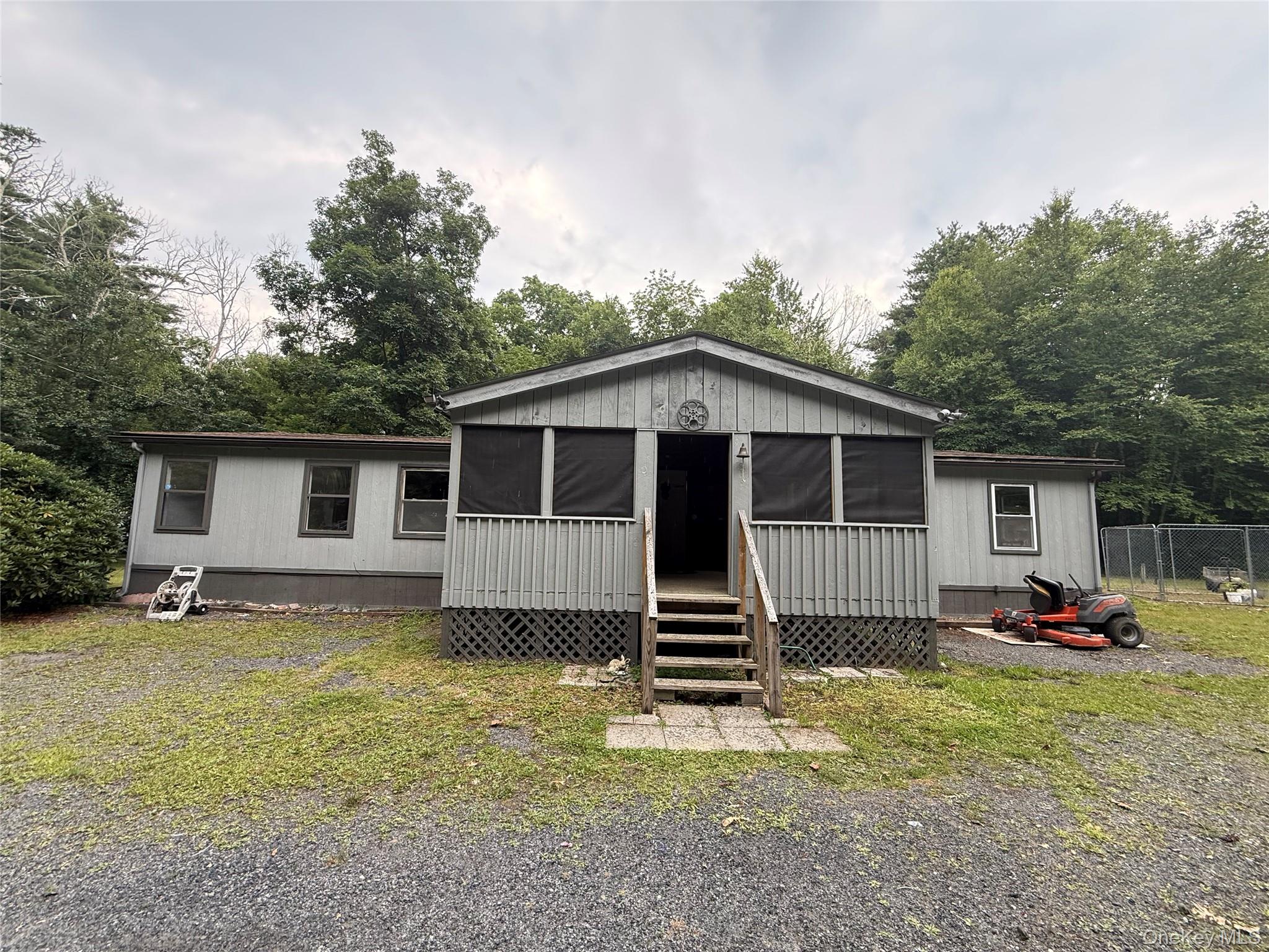61 W Peenpack Trail Property Photo 1