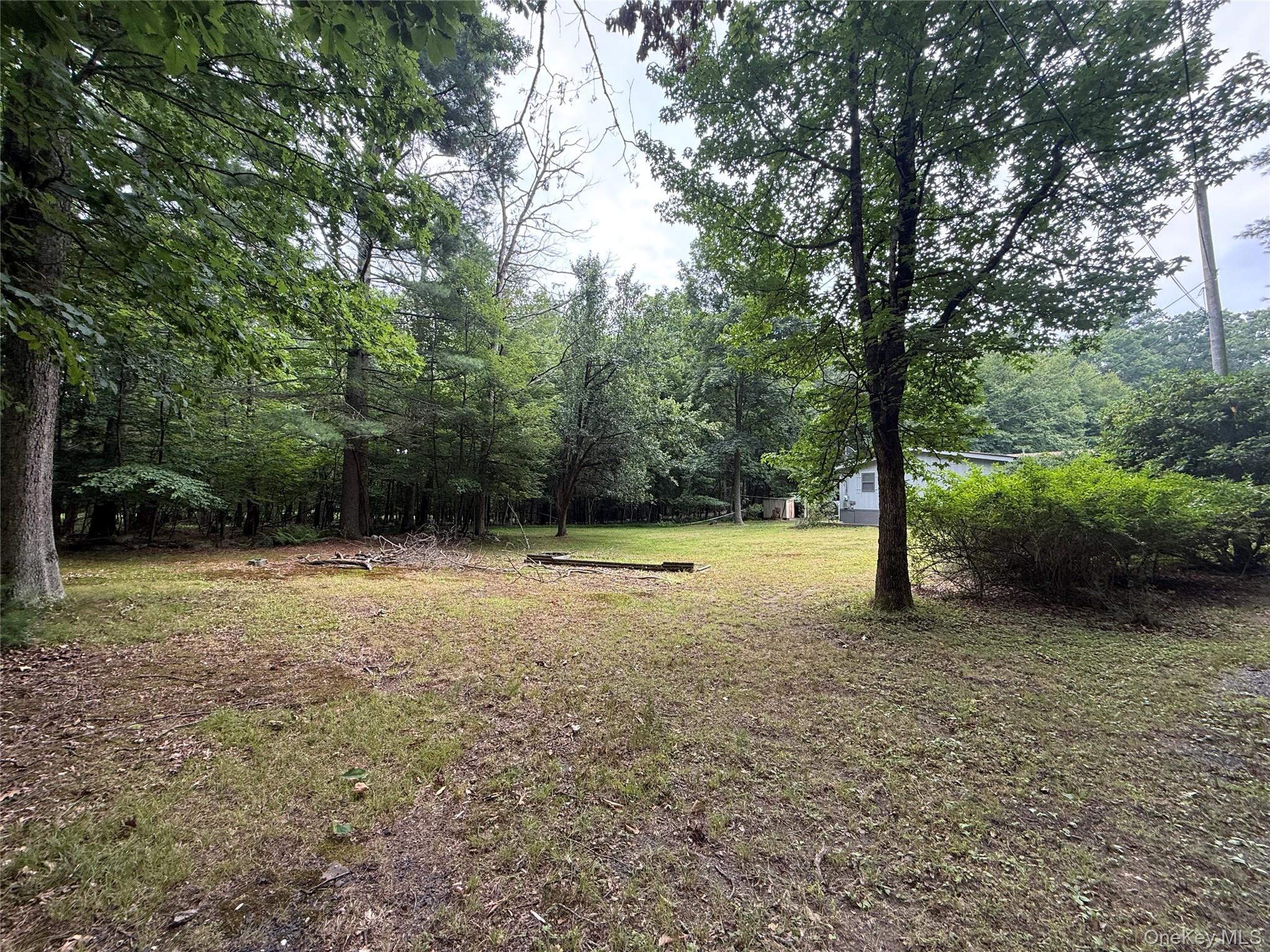 61 W Peenpack Trail Property Photo 3