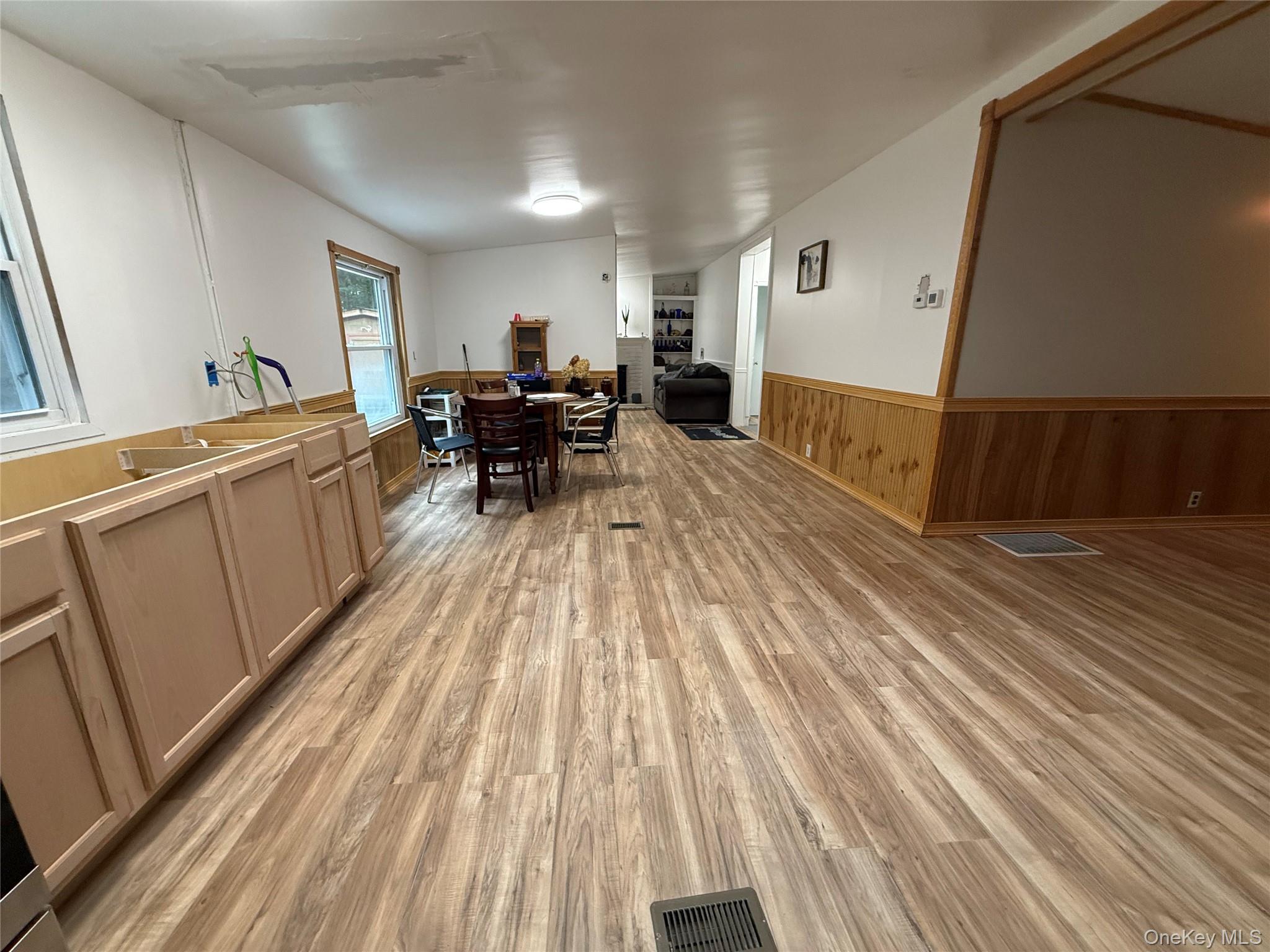 61 W Peenpack Trail Property Photo 11