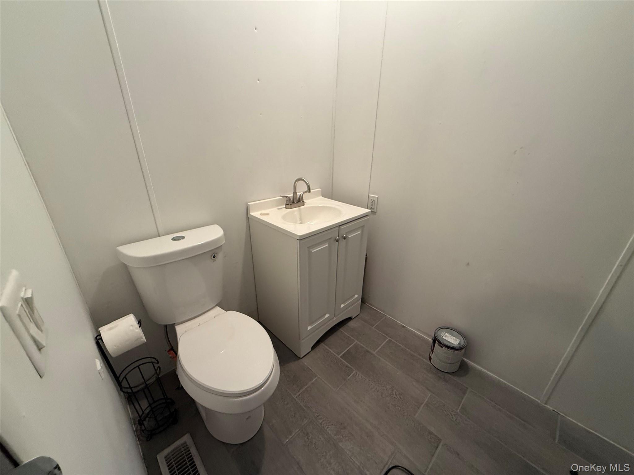 61 W Peenpack Trail Property Photo 16