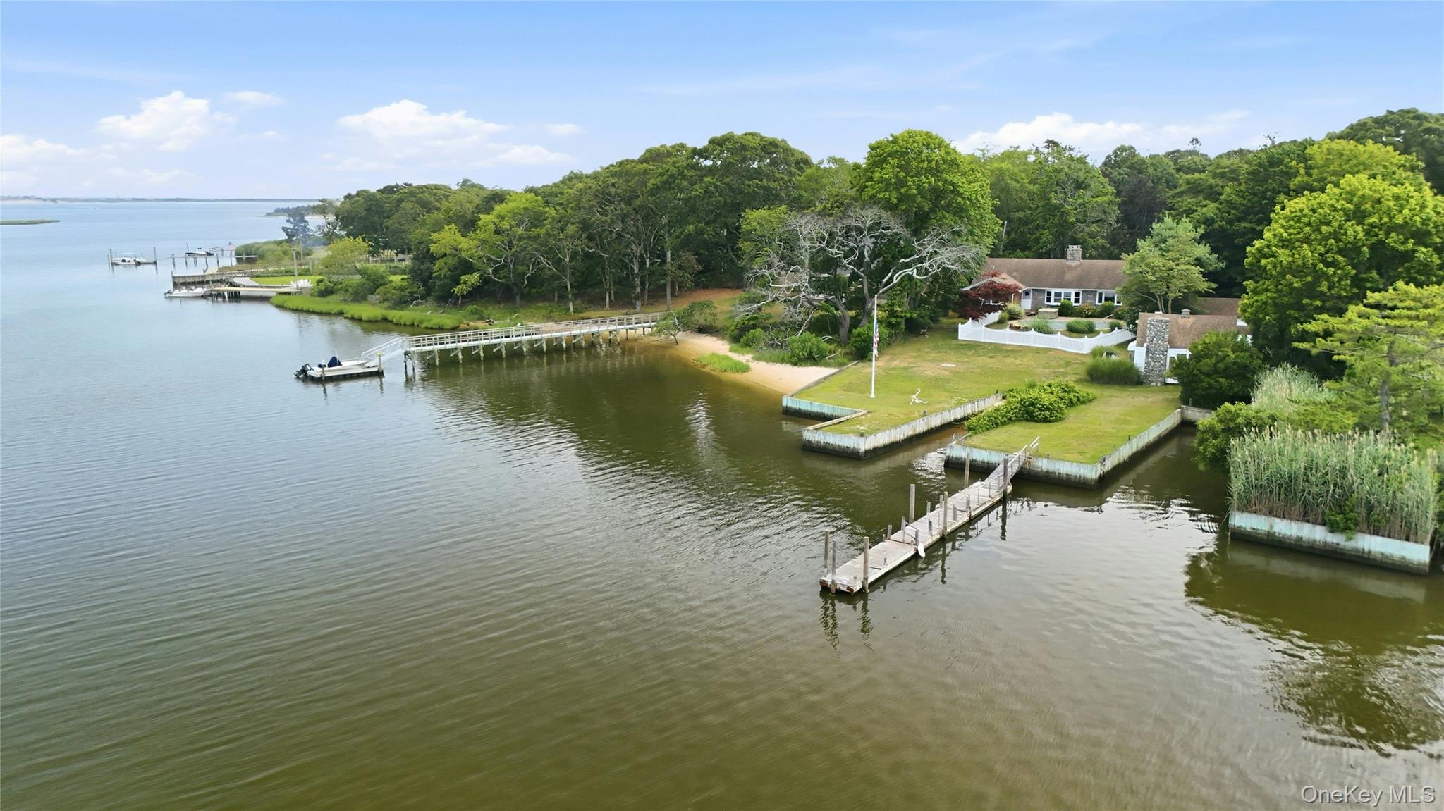31 Tuthill Point Road