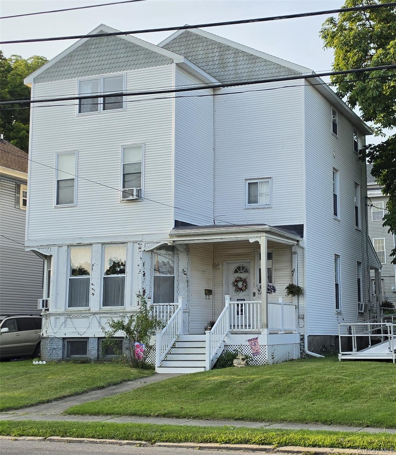 83 Green Street Property Photo 2