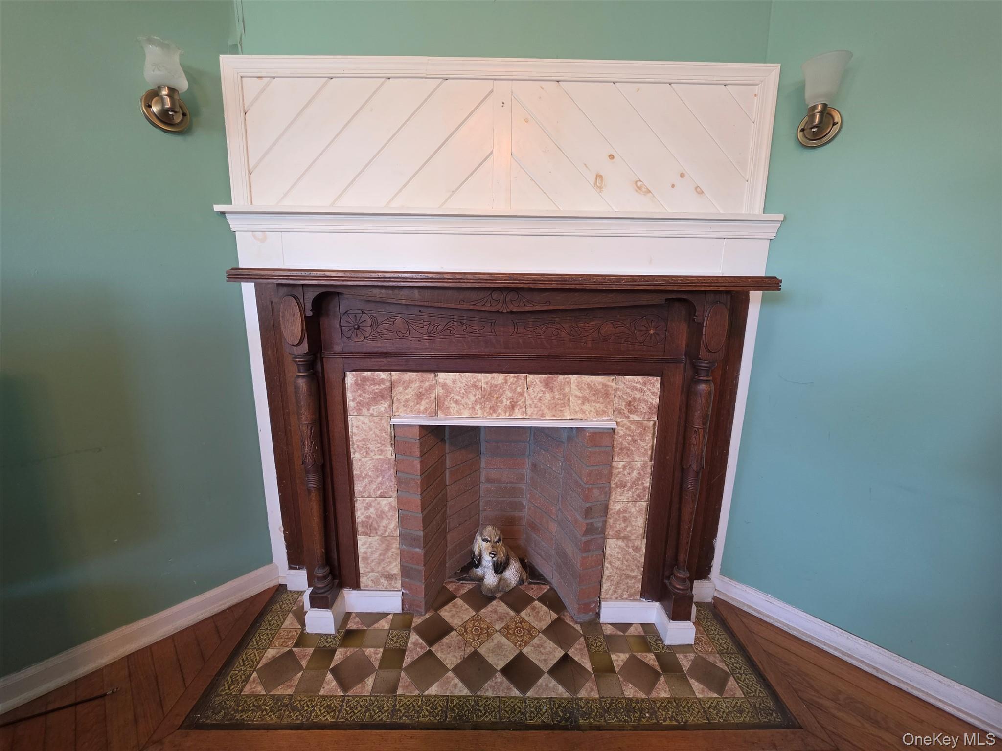 83 Green Street Property Photo 6