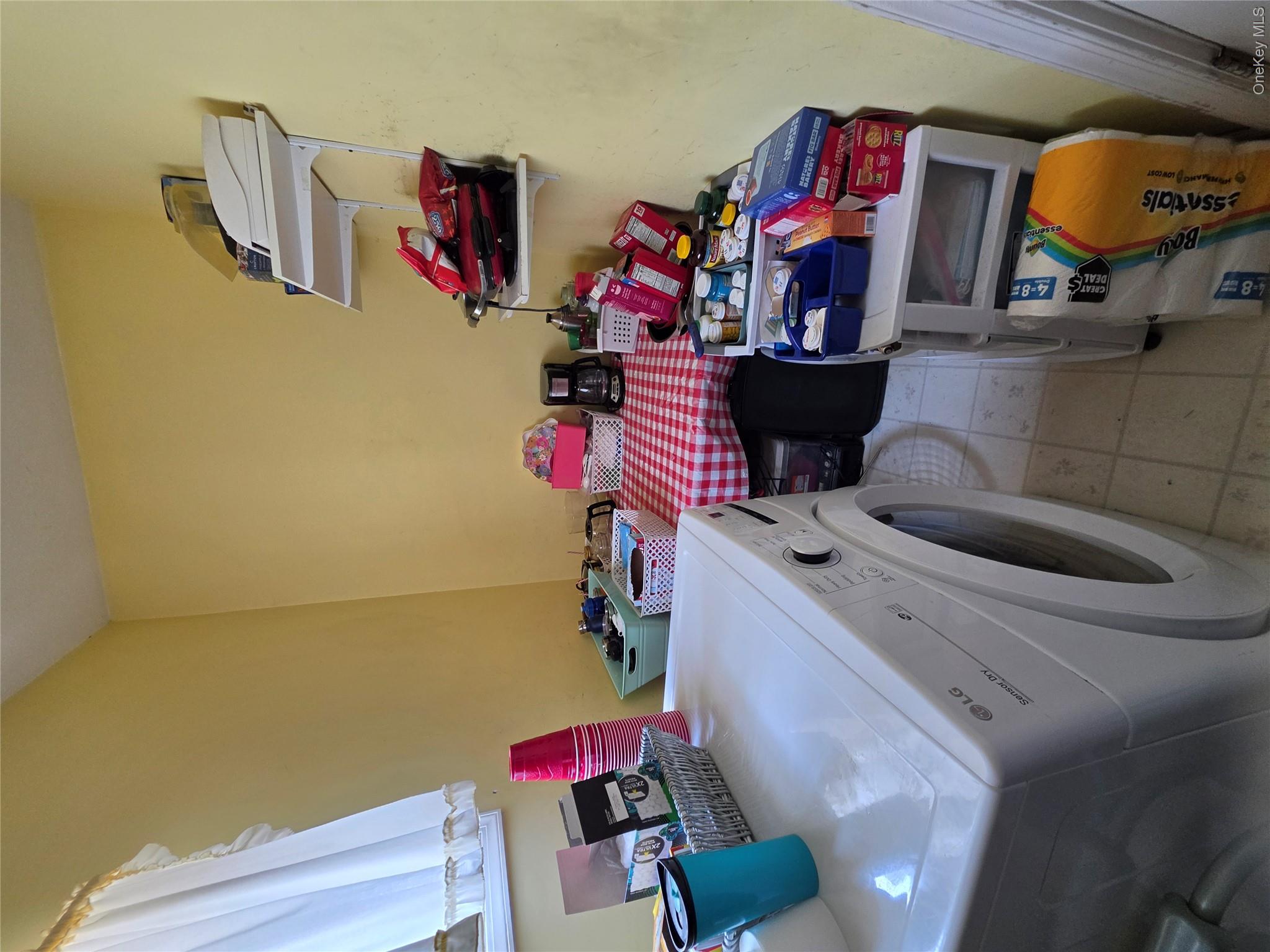 83 Green Street Property Photo 14