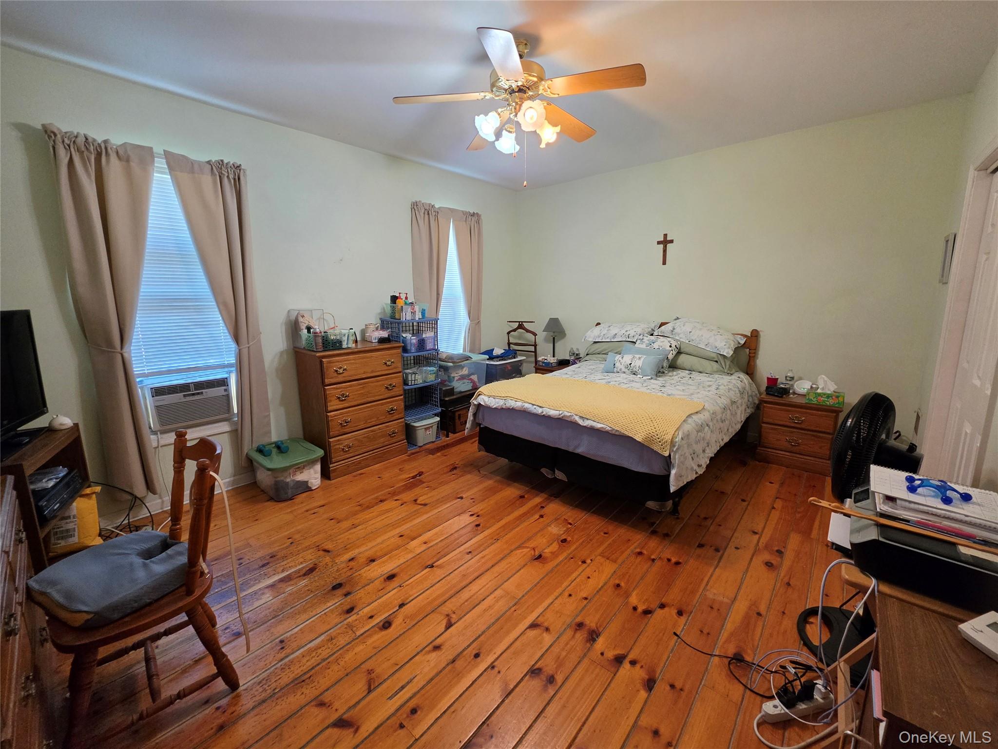 83 Green Street Property Photo 17