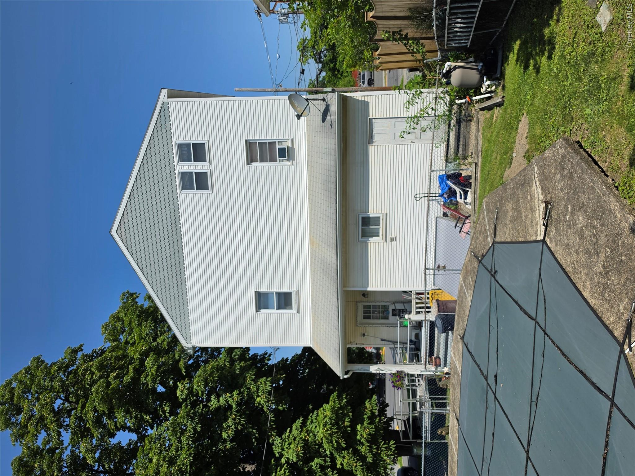 83 Green Street Property Photo 36