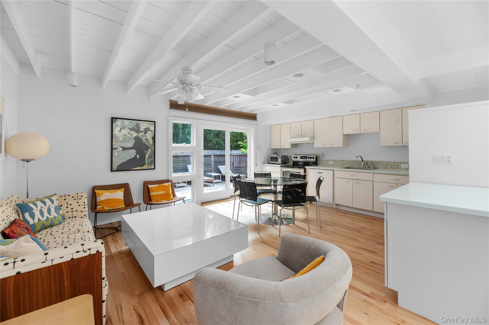 43 Ivy Avenue Property Photo 3