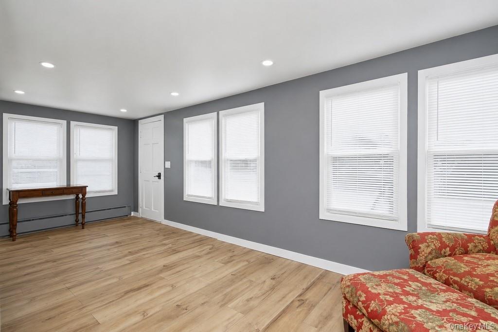 139 8th Street Property Photo 5