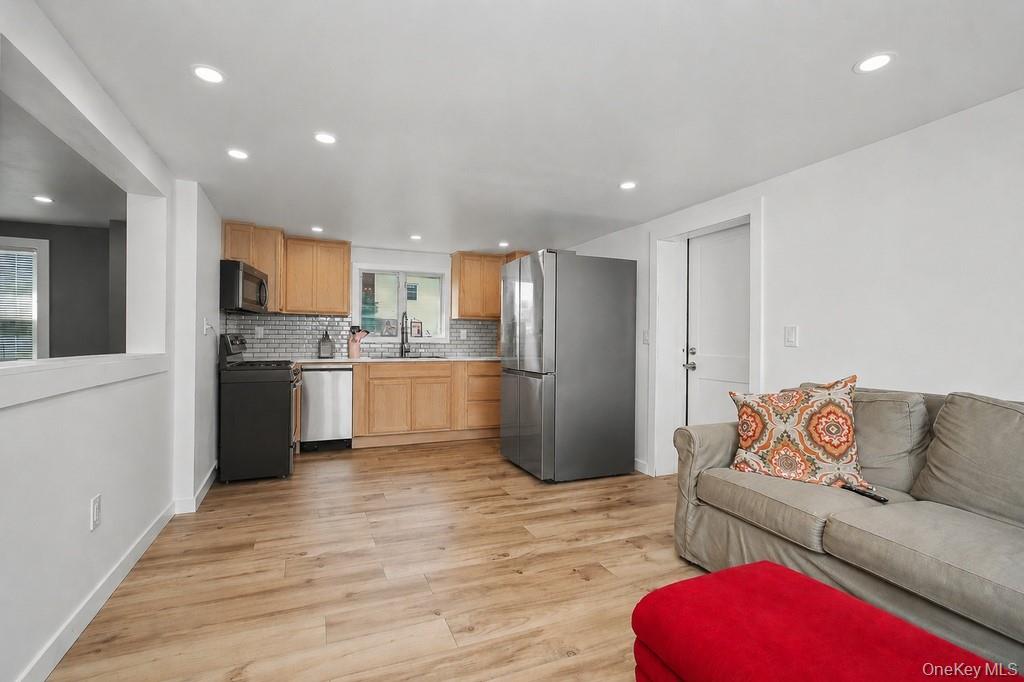139 8th Street Property Photo 8
