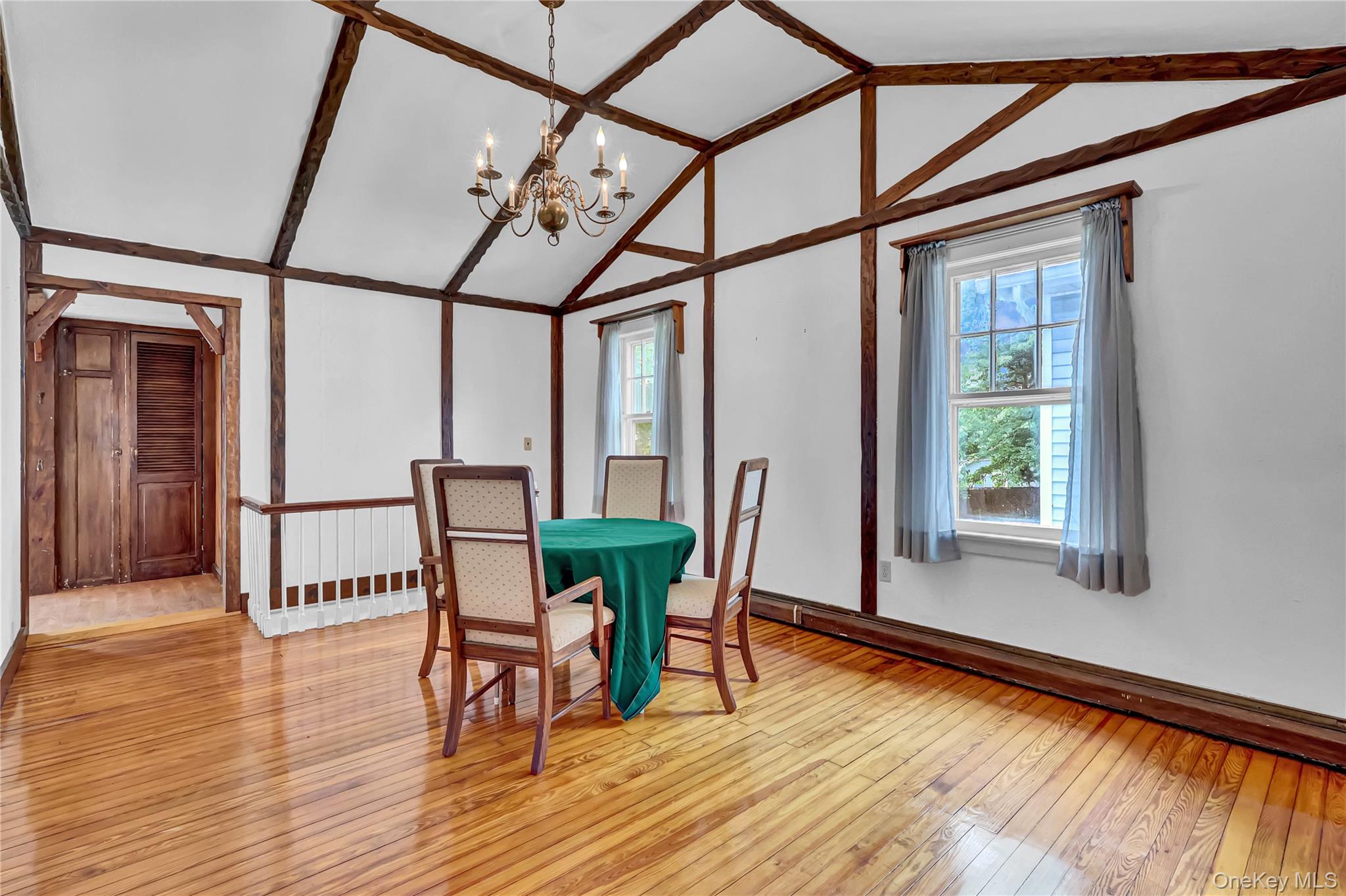 80 Broadway Property Photo 8
